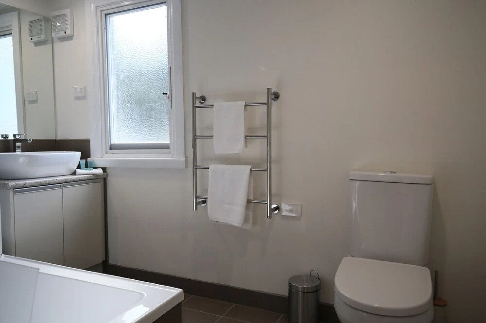 Leichhardt Farm Cottages