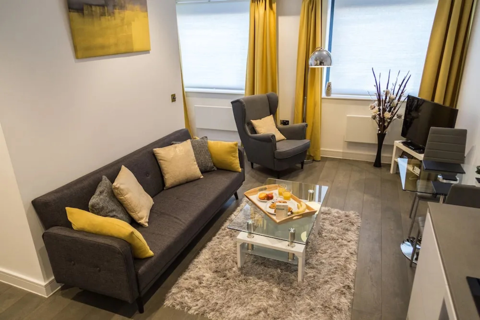 Brickfield Court Serviced Apartment by Ferndale