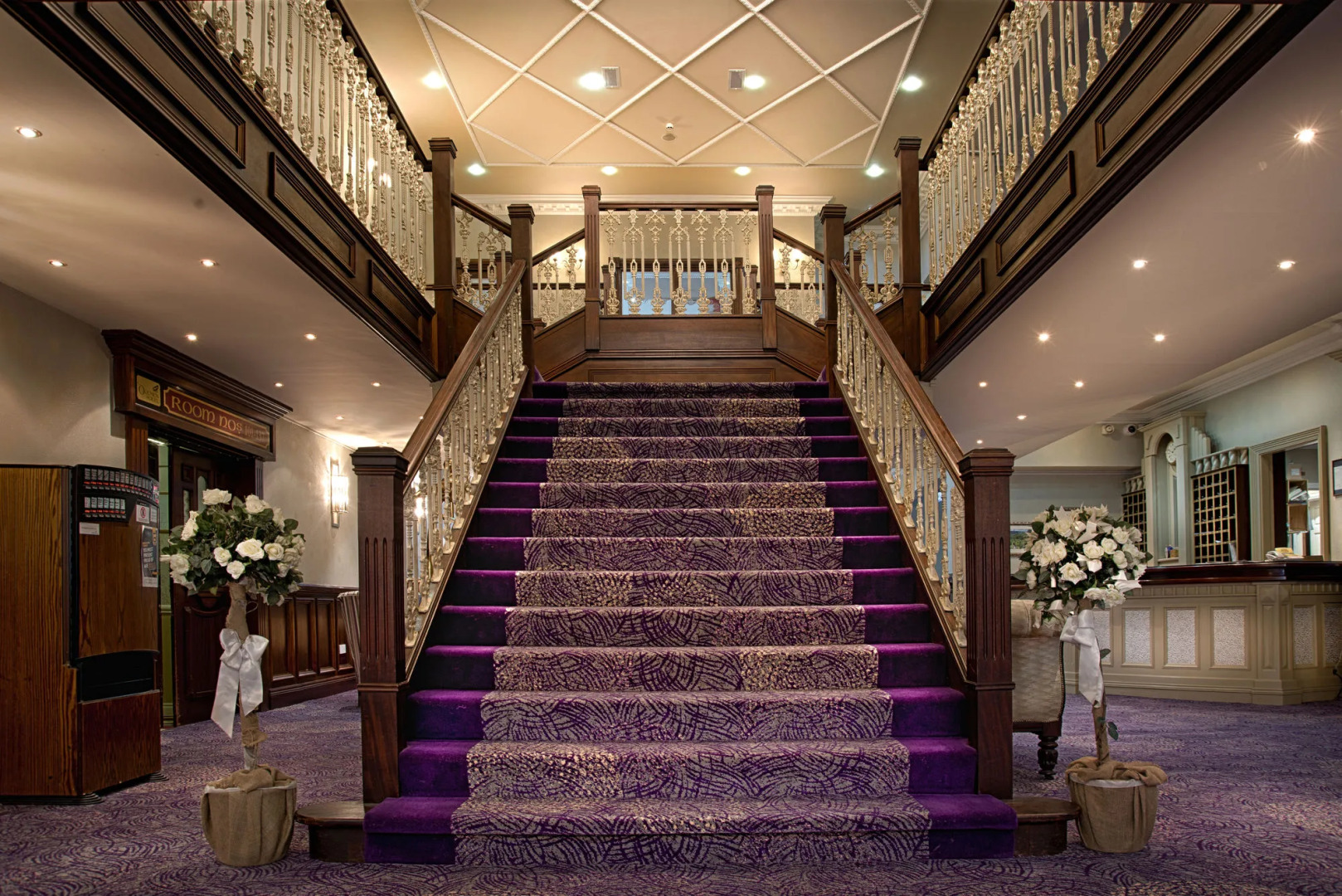 Woodford Dolmen Hotel