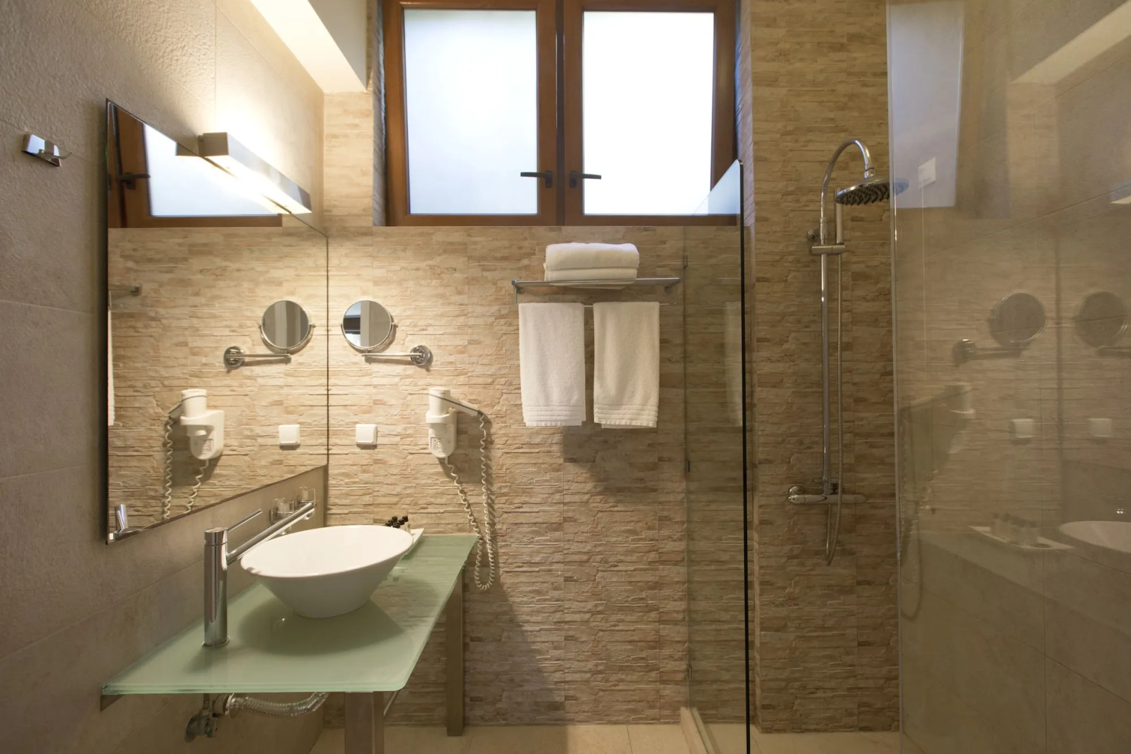 Thalatta Seaside Hotel