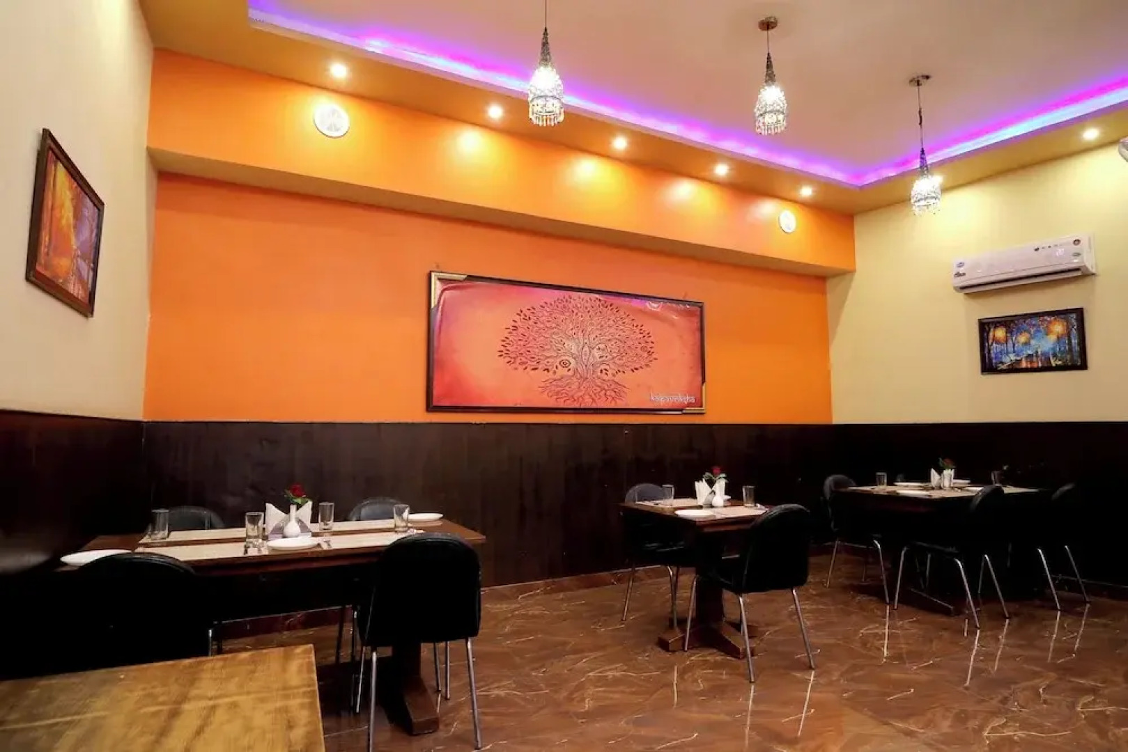 Hotel Vivek Continental