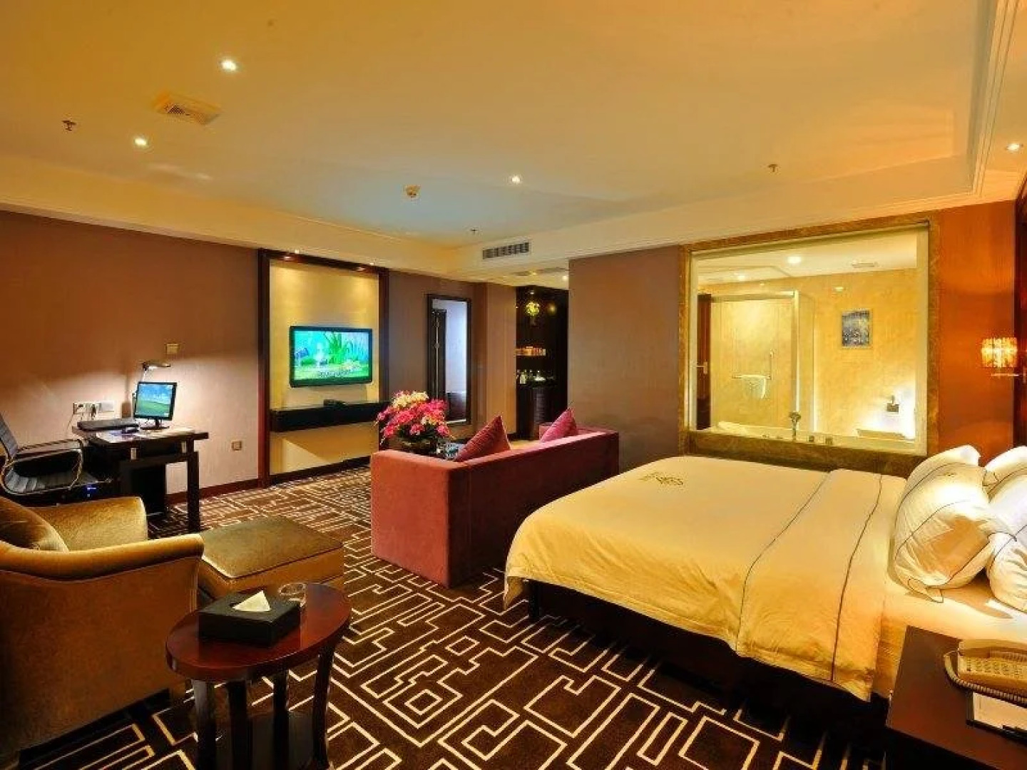 Jiahu International Hotel