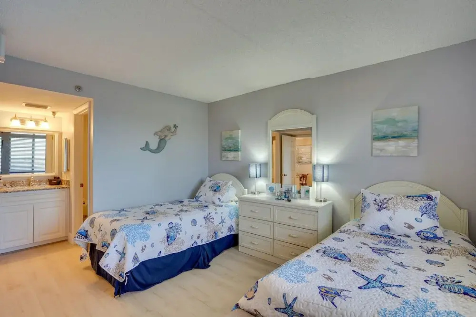 Cozy Condo w/ Gulf View, Bird Watching + Telescope