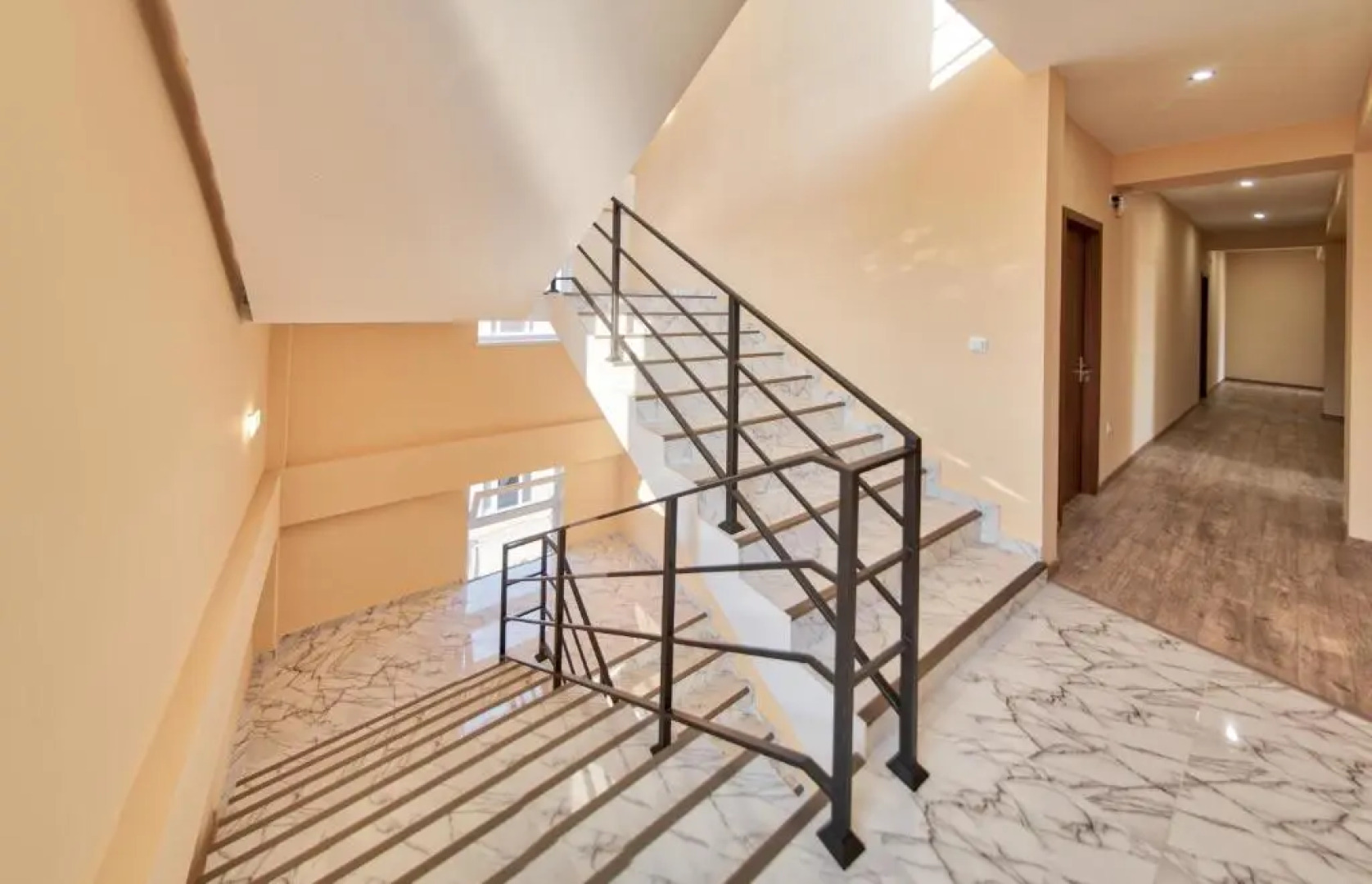 Four Seasons Riverside