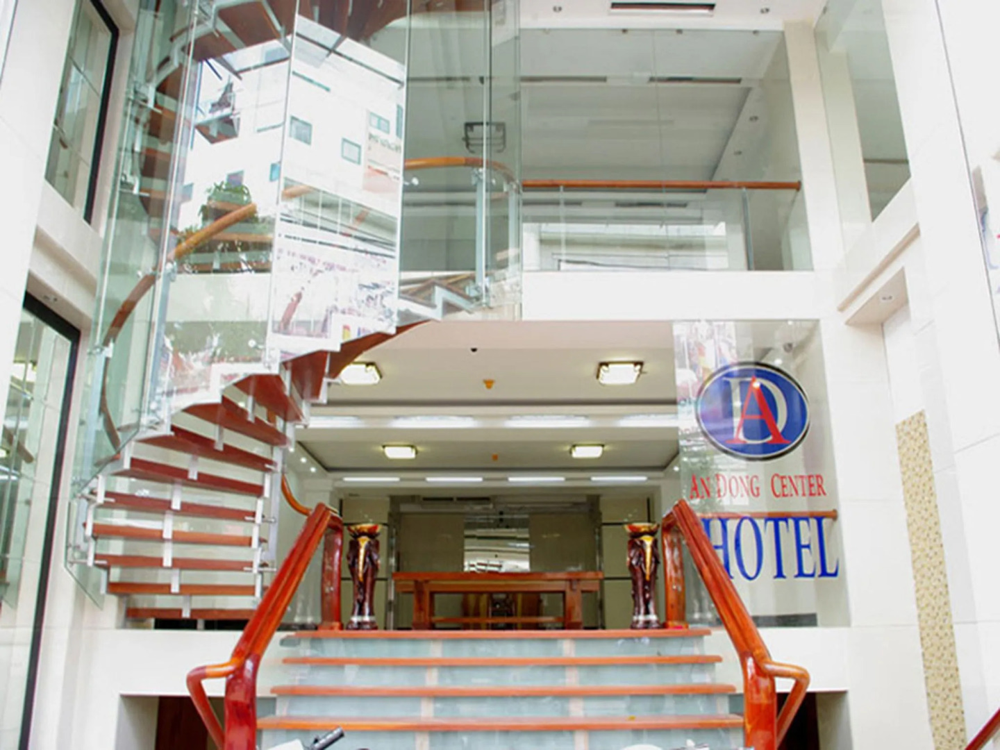 An Dong Center Hotel