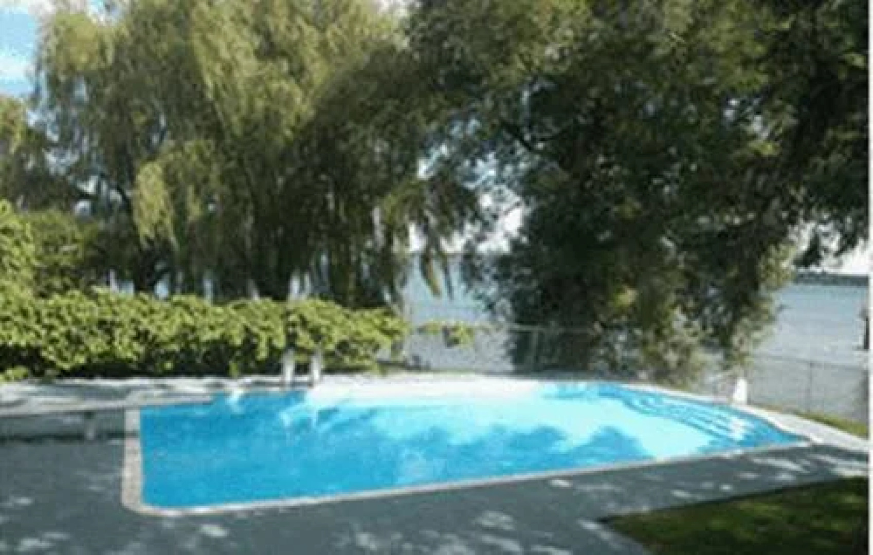 Ashbury Inn on the River Bed & Breakfast