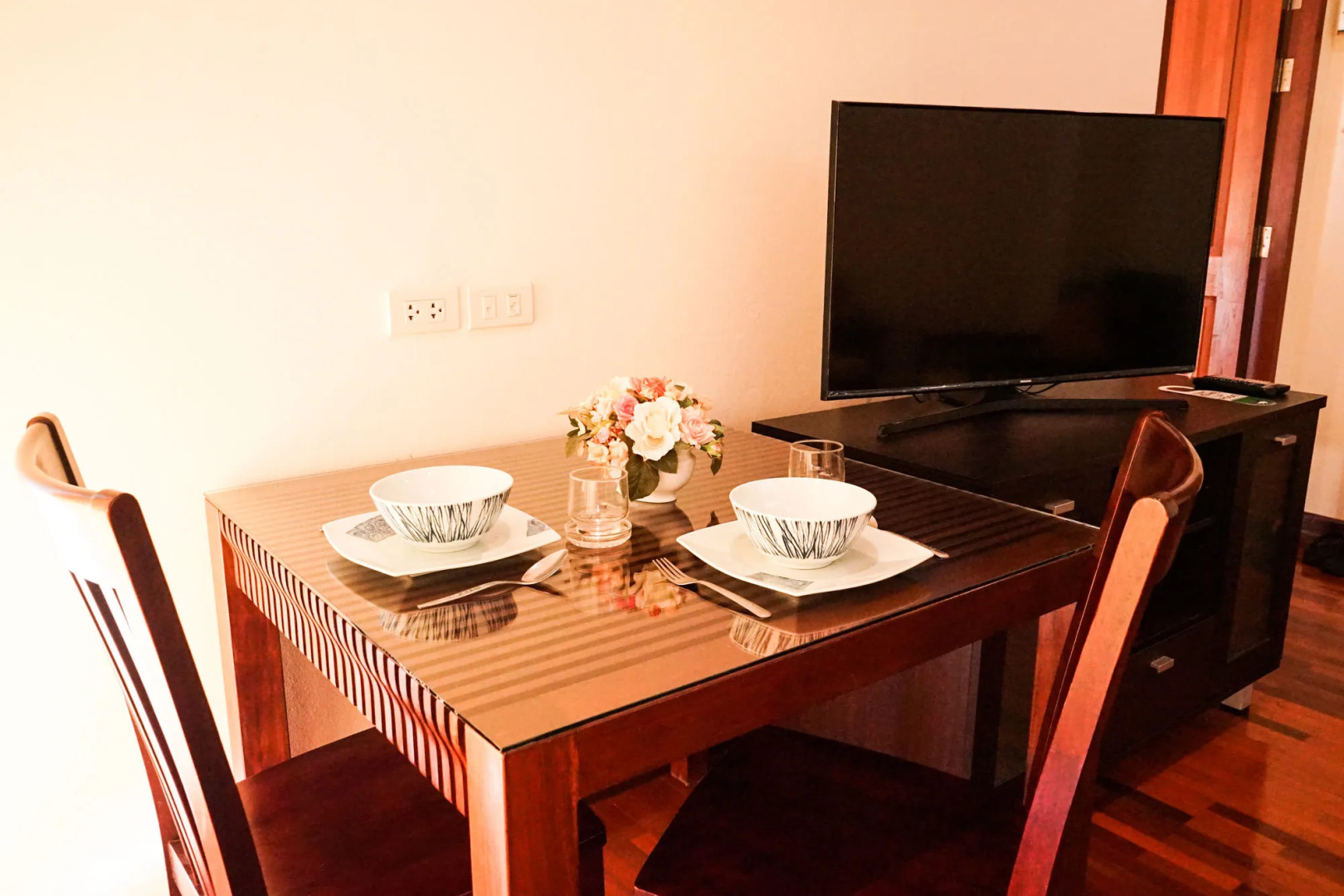 Kanavera House Serviced Apartment
