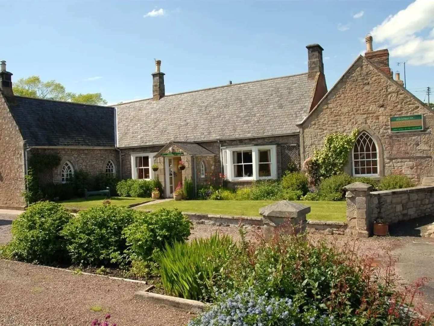 The Coach House - Guest House