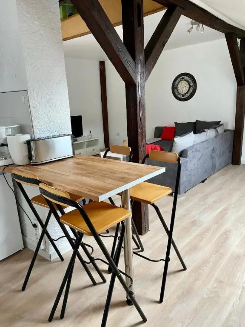 Authentic Loft - 10 Min To the City Center