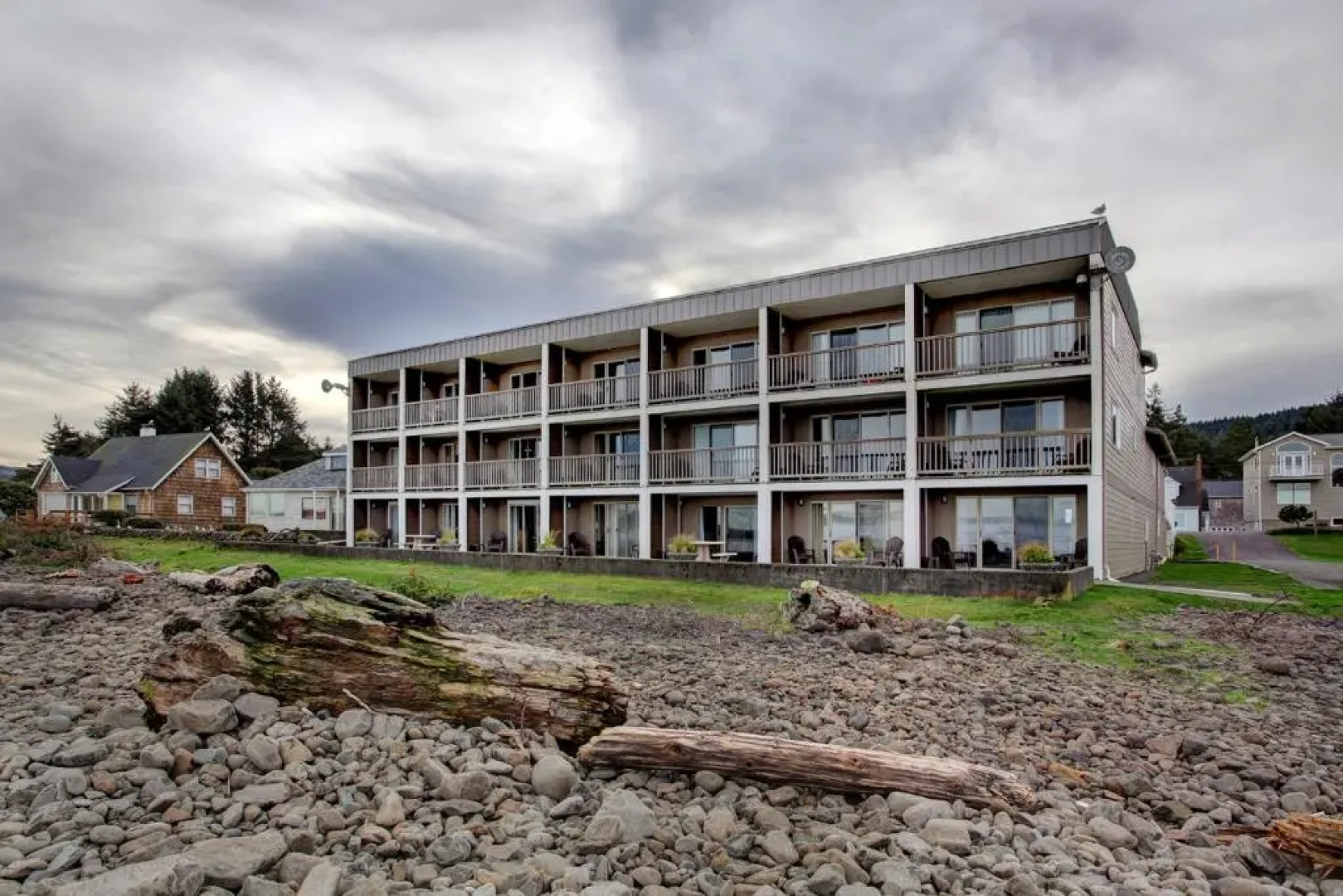 The Lanai At The Cove