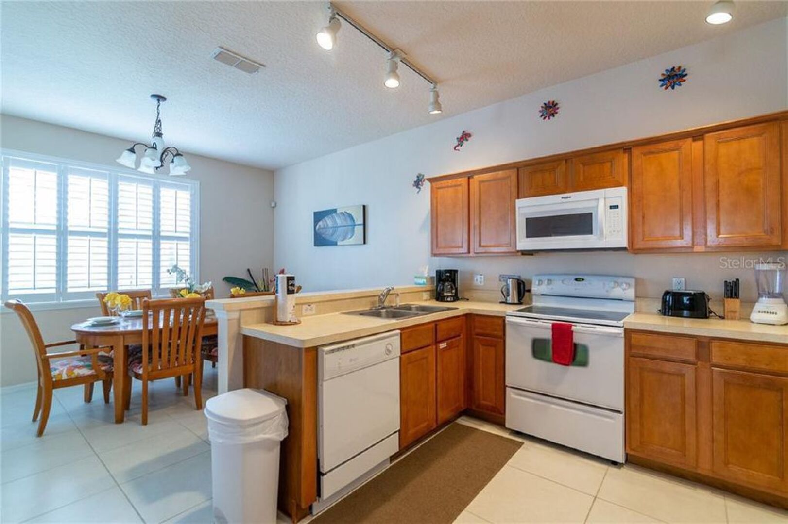 SR130SMW - 4 beds pool home - Close to all parks