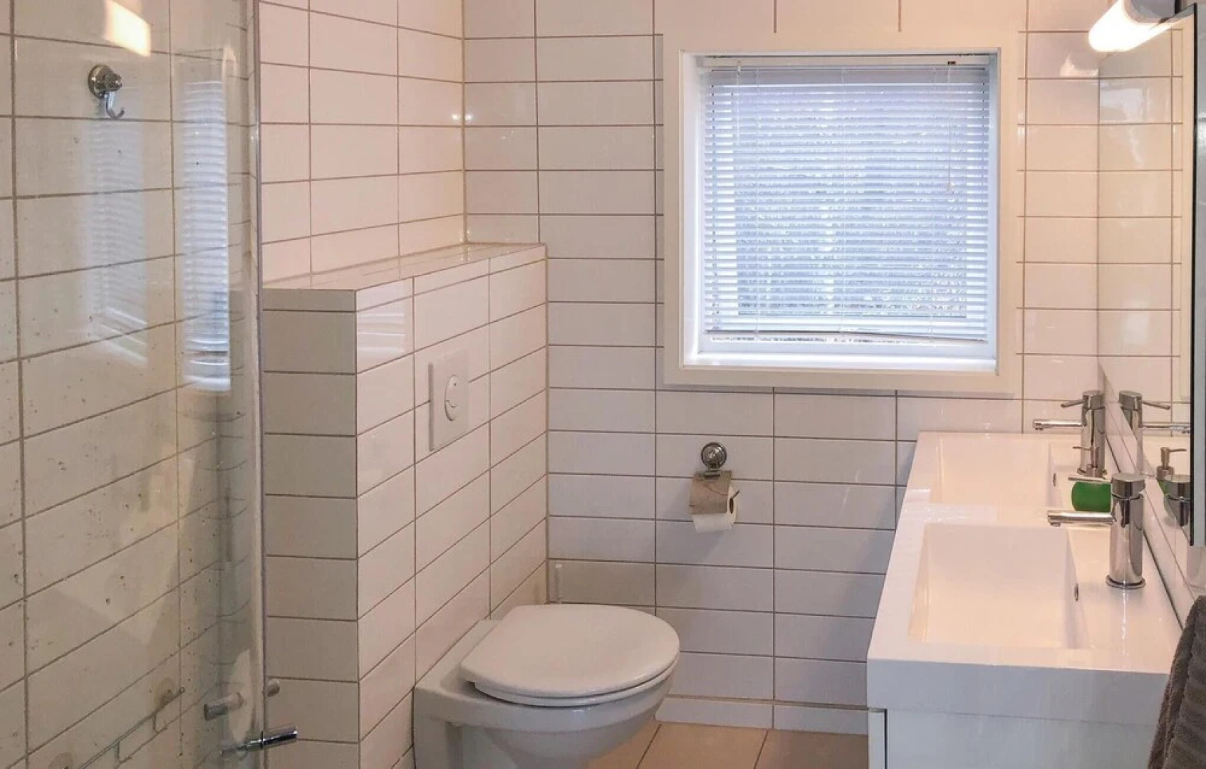 Beautiful Home in Lindesnes With 5 Bedrooms