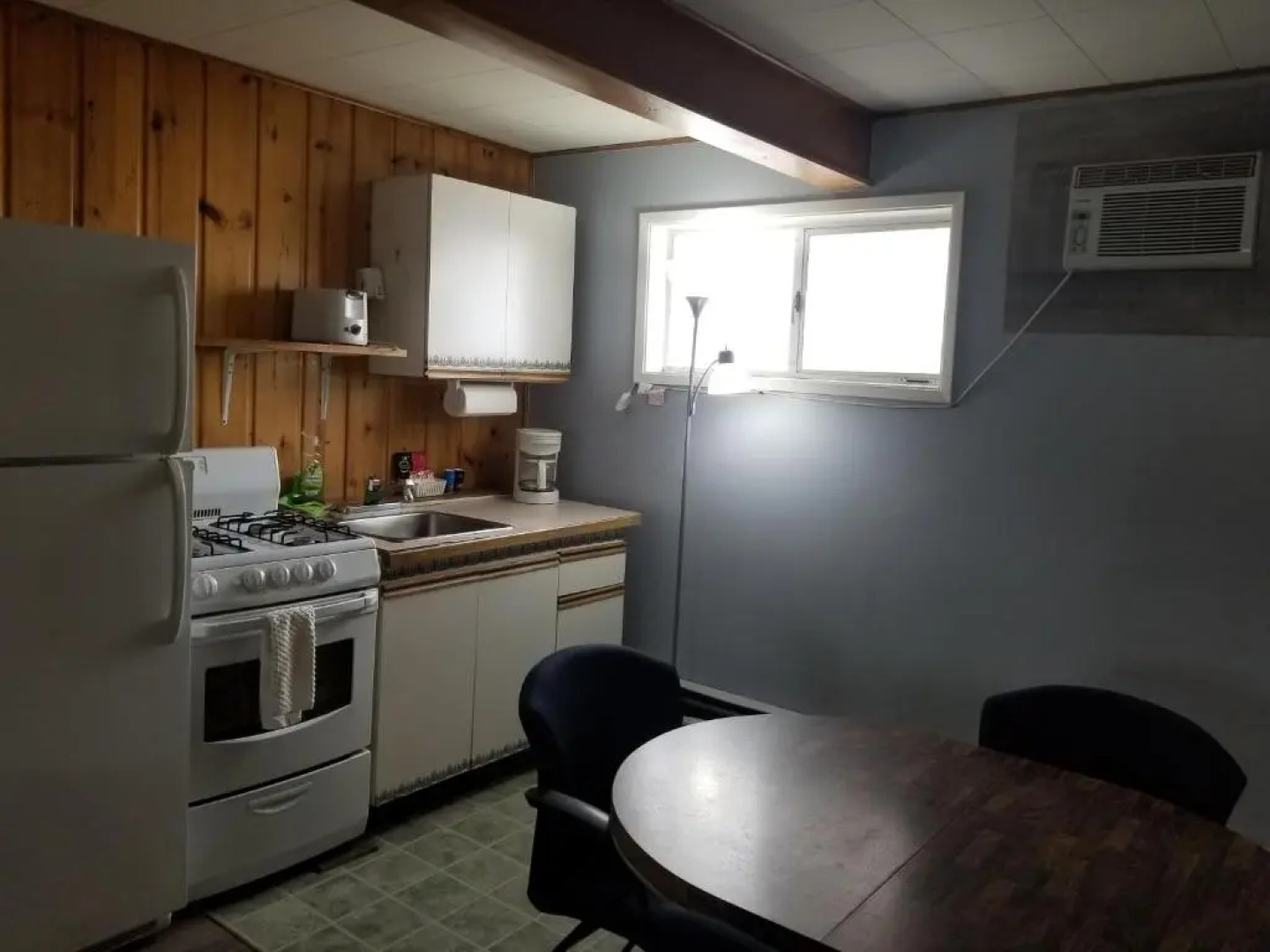 Deerview Lodge & Cabins