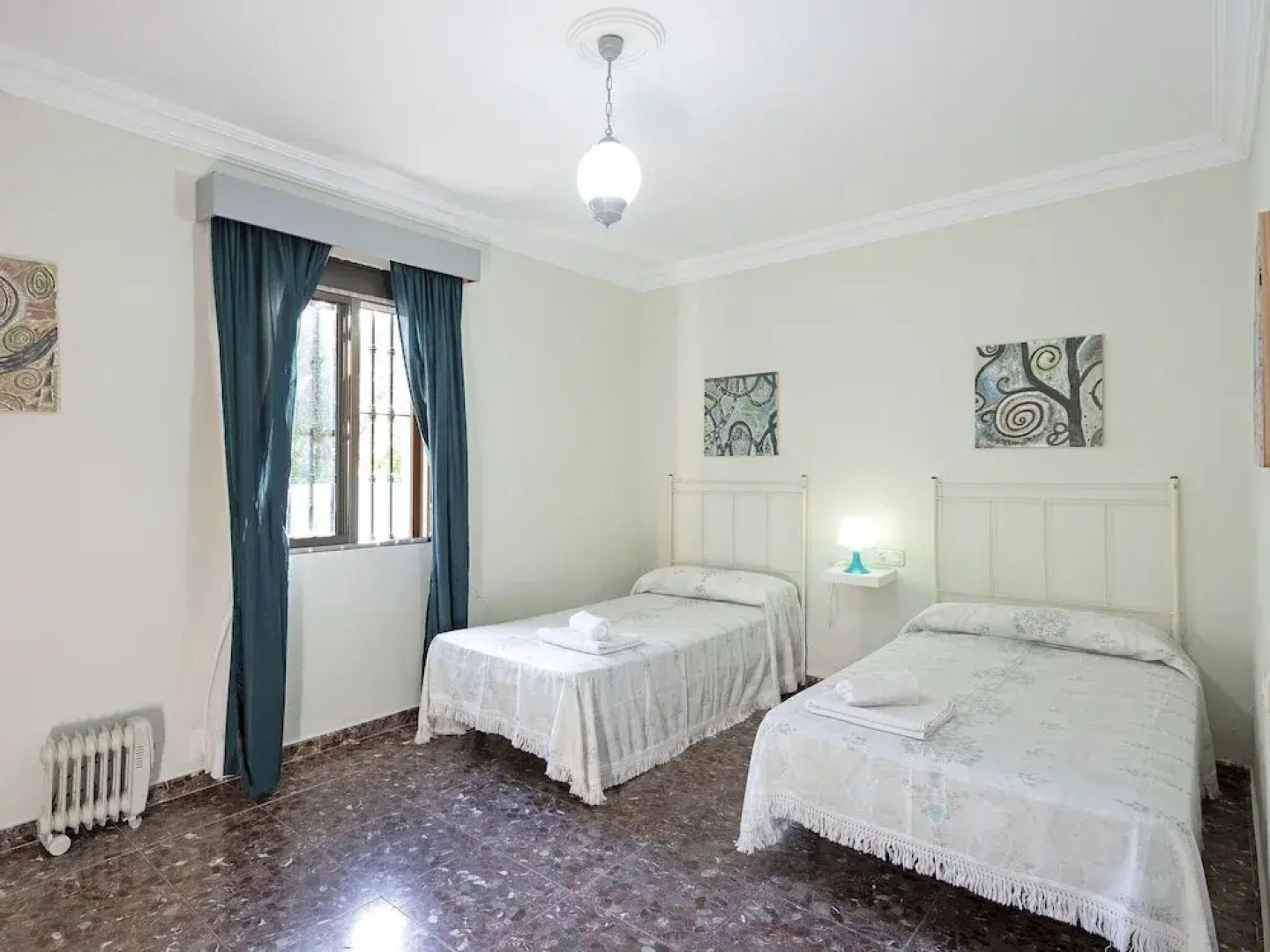 Spacious Holiday Home in Ubrique With Swimming Pool