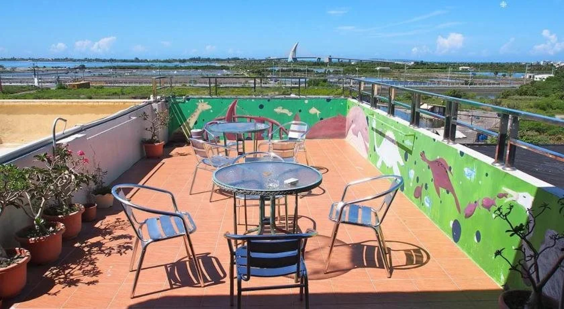 The Way Hostel & Bar