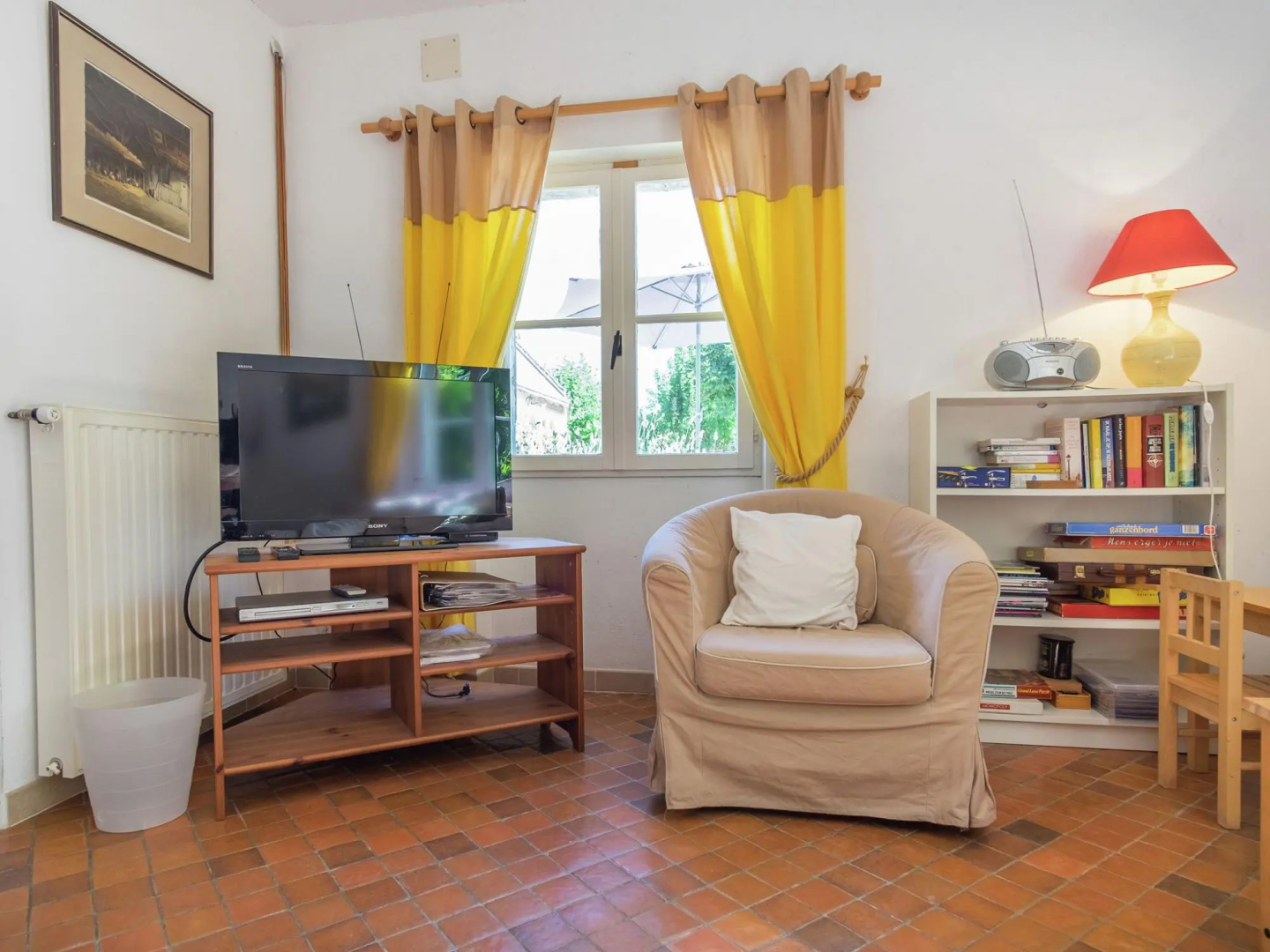 Cosy Holiday Home In Montrichard With Shared Pool