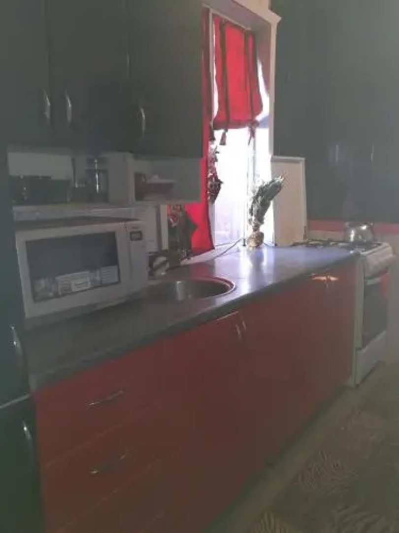 Guest House on Naberezhnaya 92