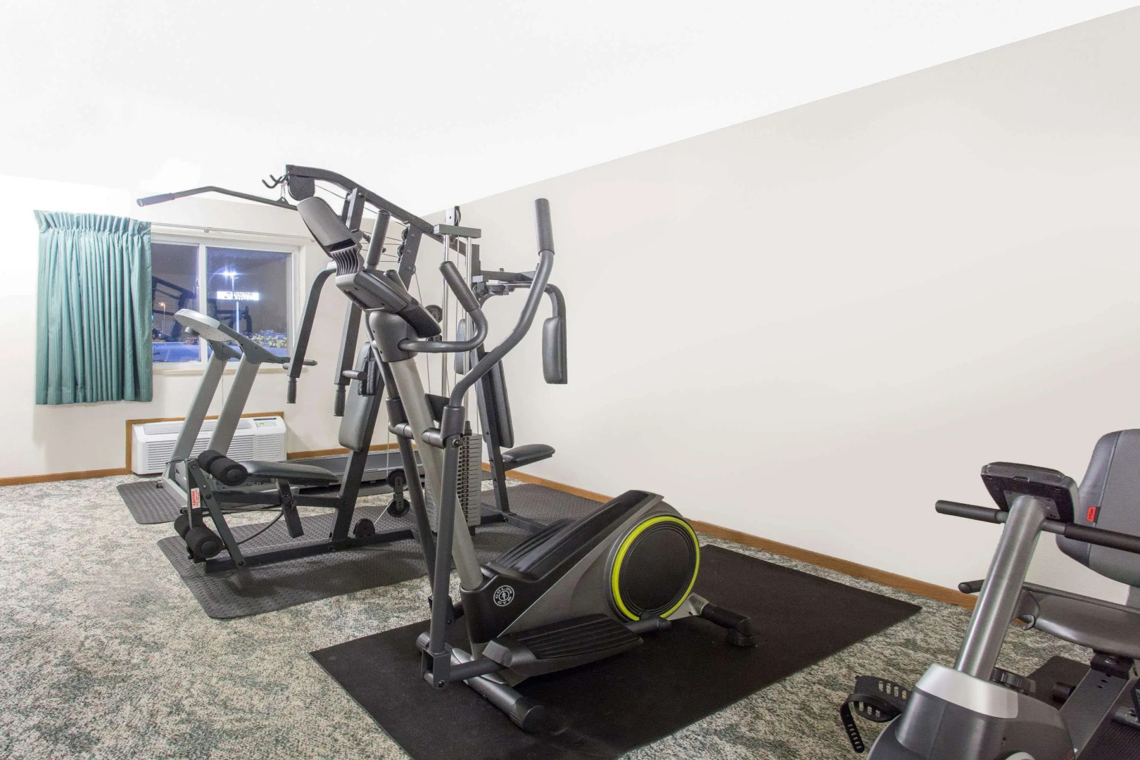 Super 8 by Wyndham Escanaba