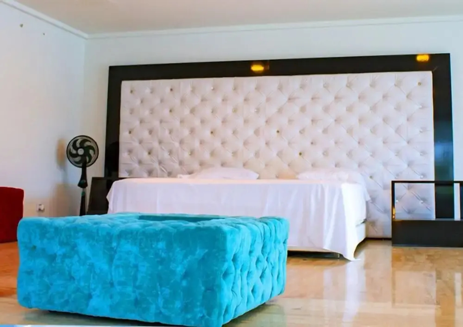 Hotel Blue Palace