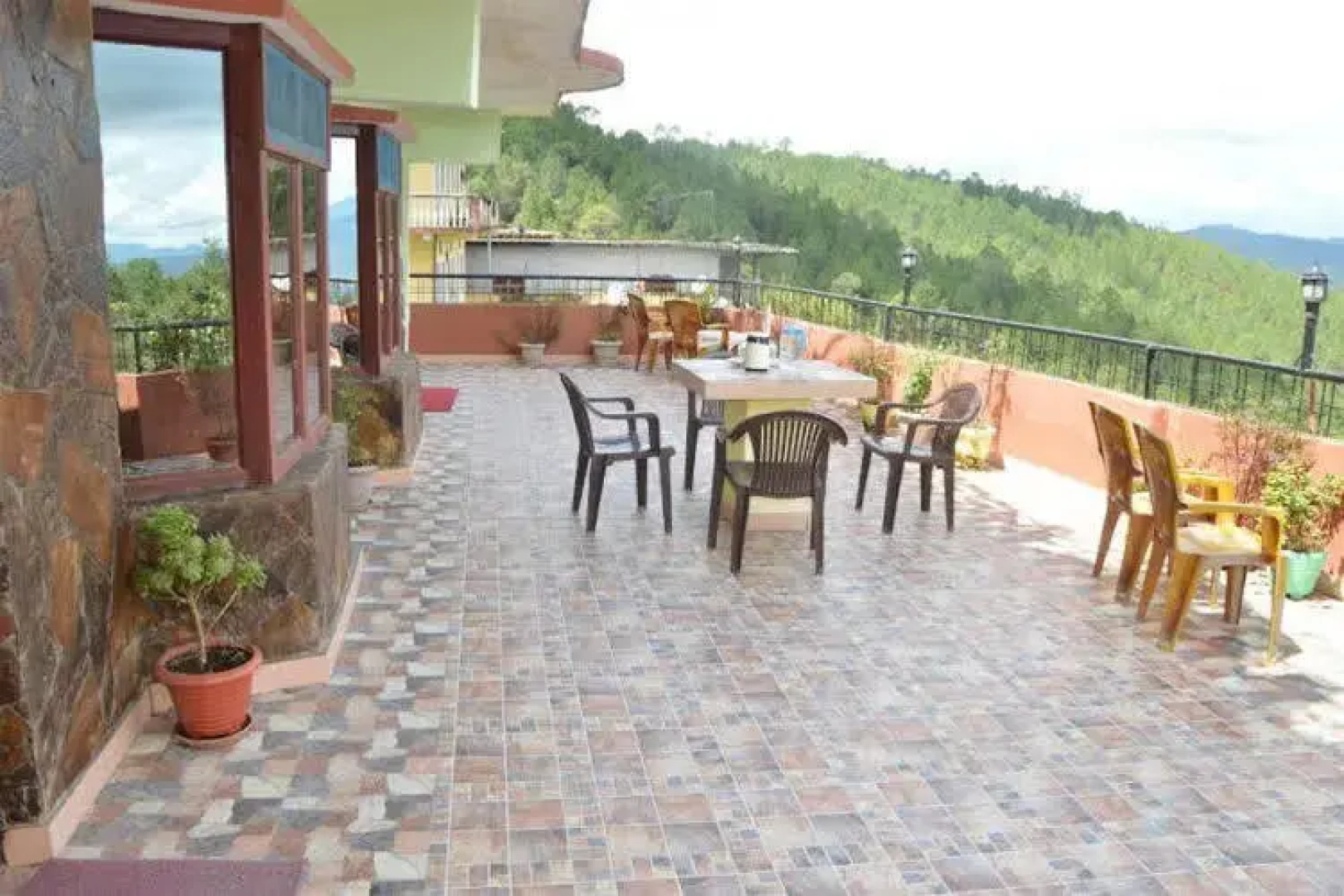 Himadri Guest House