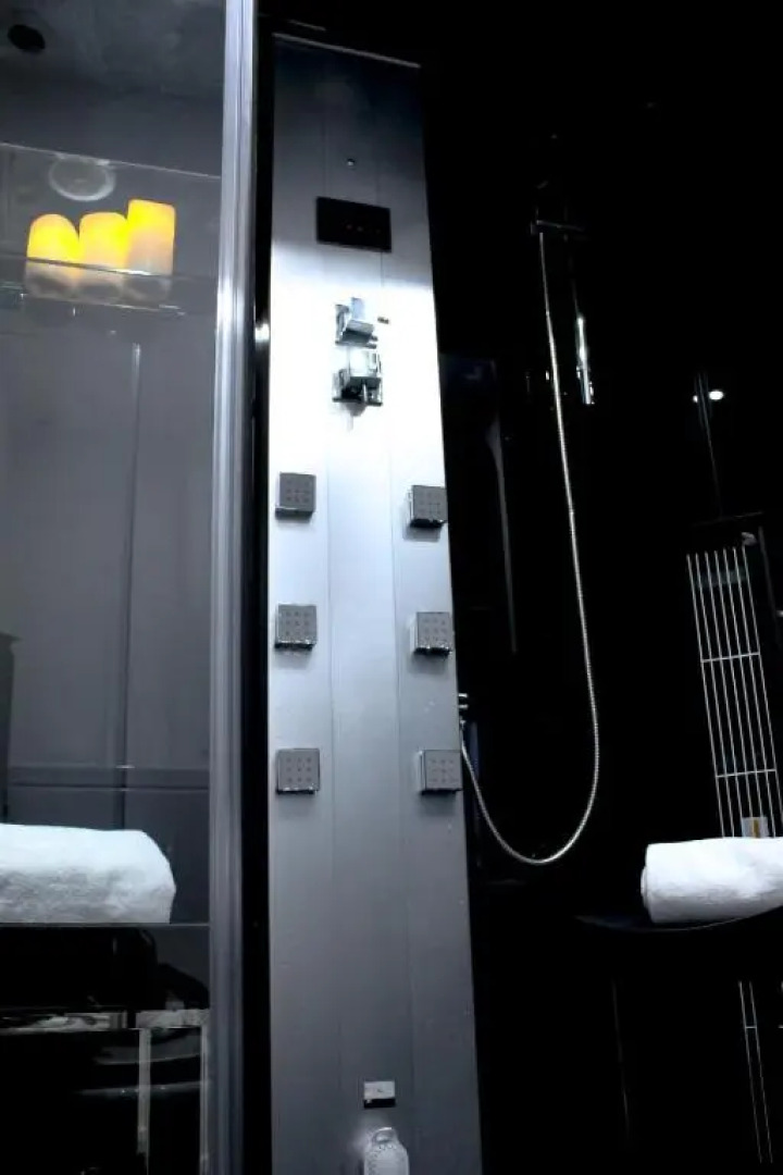 Seasides Paris - Suite Monroe (Adults Only)