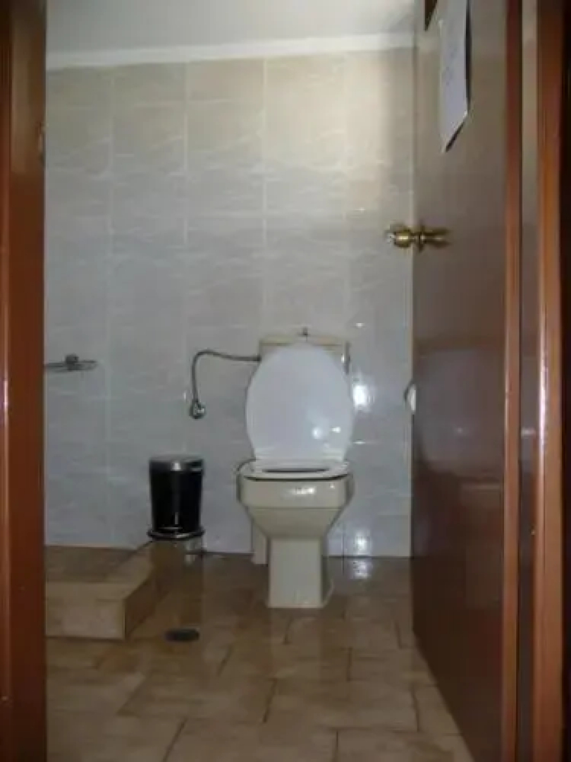 Zourpos Studios & Apartments