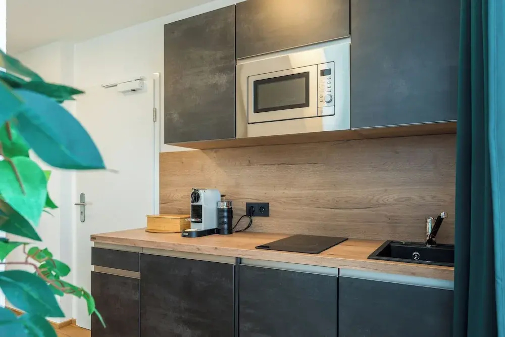 MK Apartments