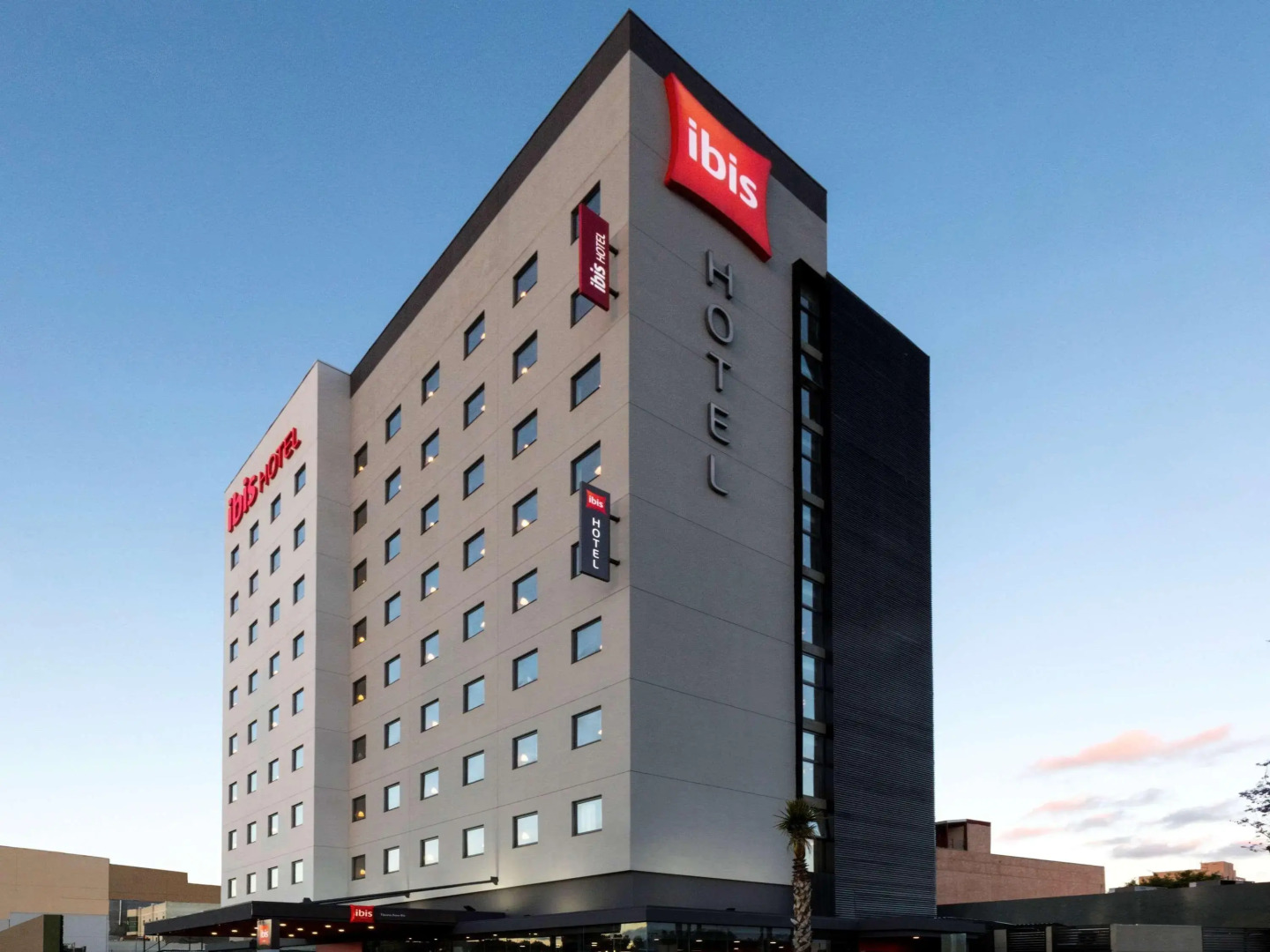 Ibis Tijuana Zona Rio