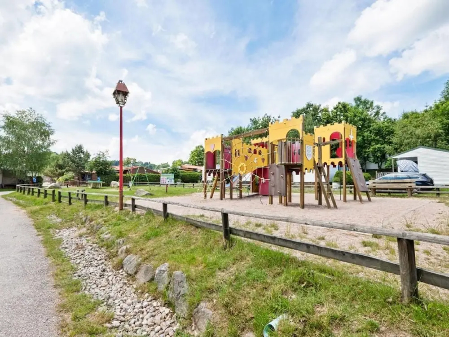 Camping le Domaine des Bans