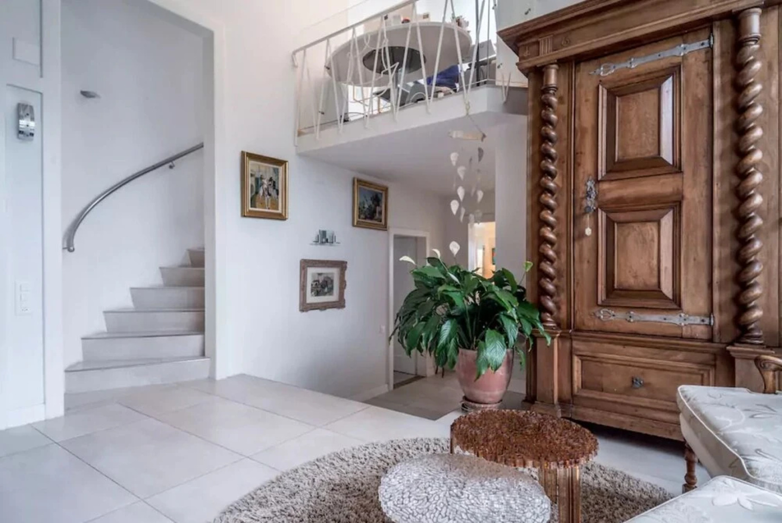 EPFL 3BD The Lake Villa in St Sulpice