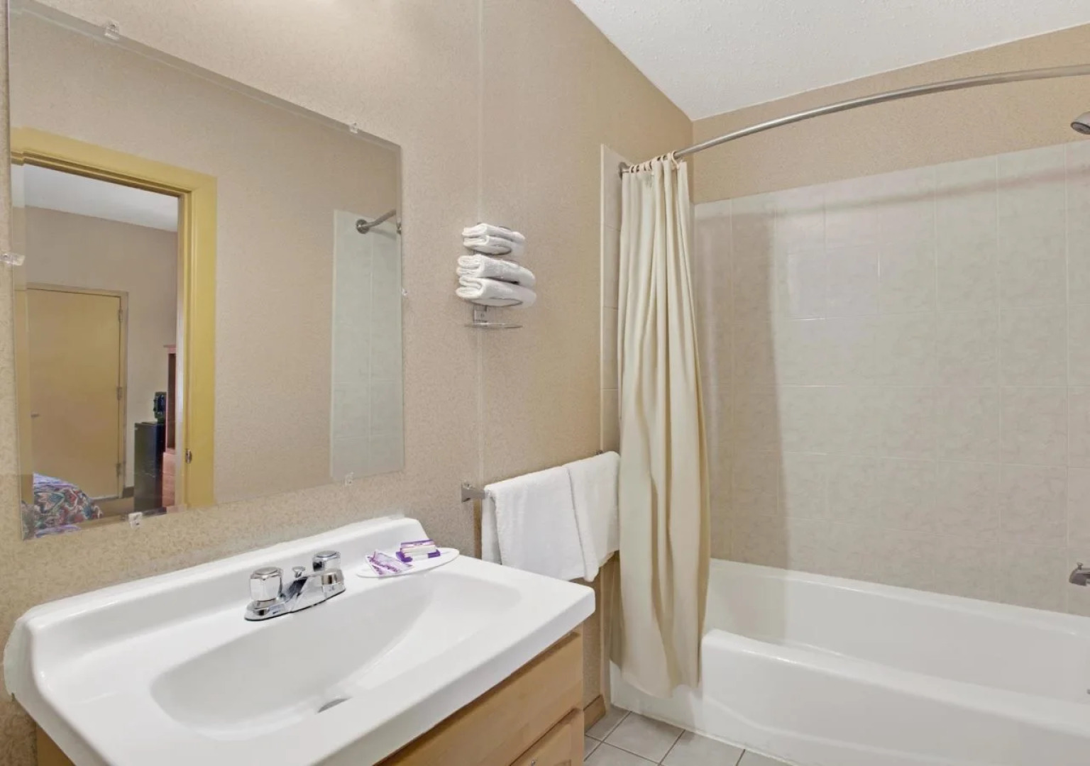 Knights Inn Pine Brook