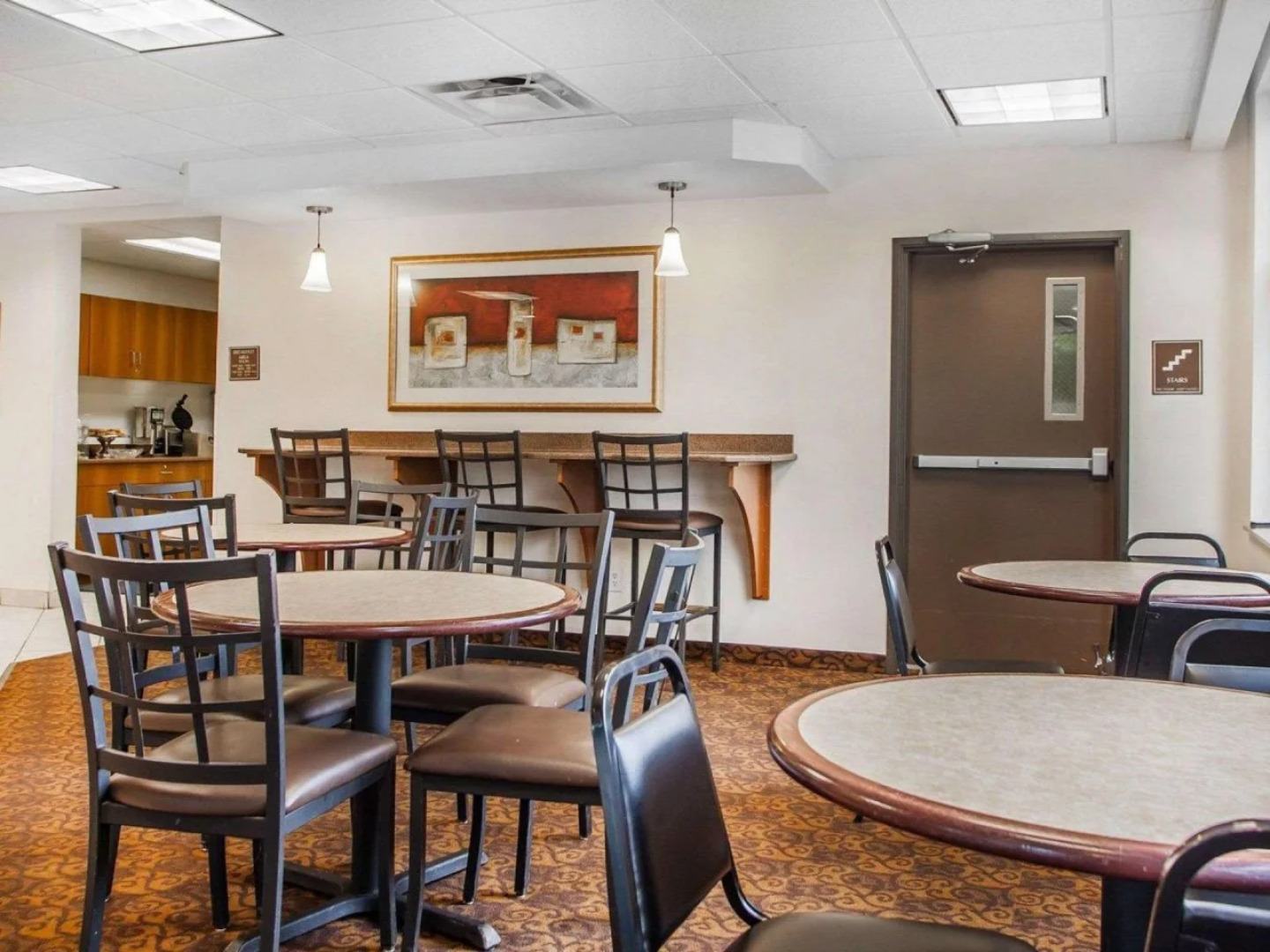 Econo Lodge Inn & Suites Fairgrounds