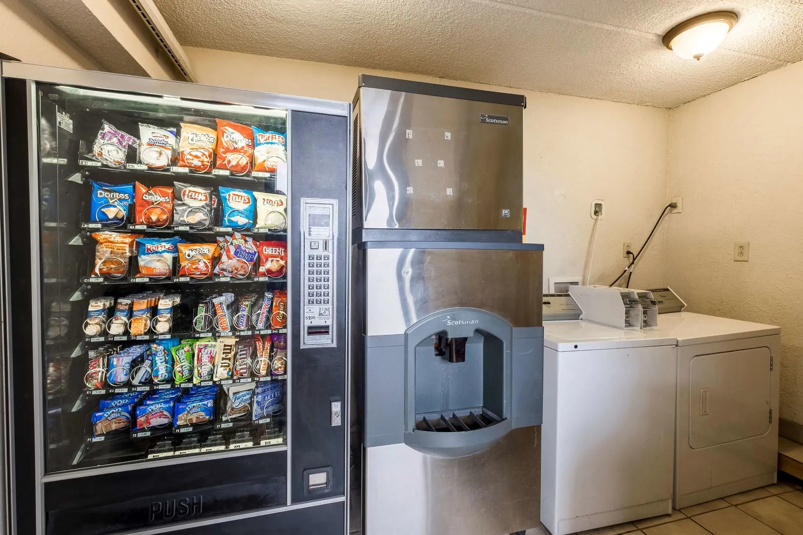 Red Roof Inn PLUS+ Nashville North - Goodlettsville