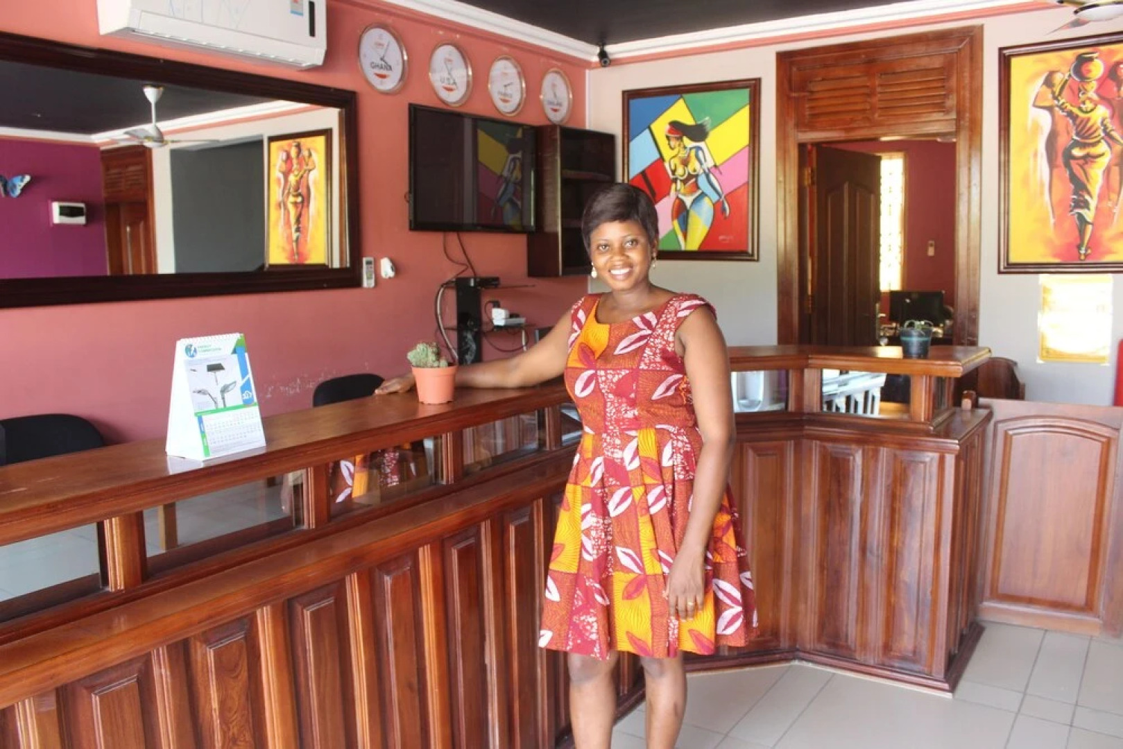 Oguaa Apartments & Lodging