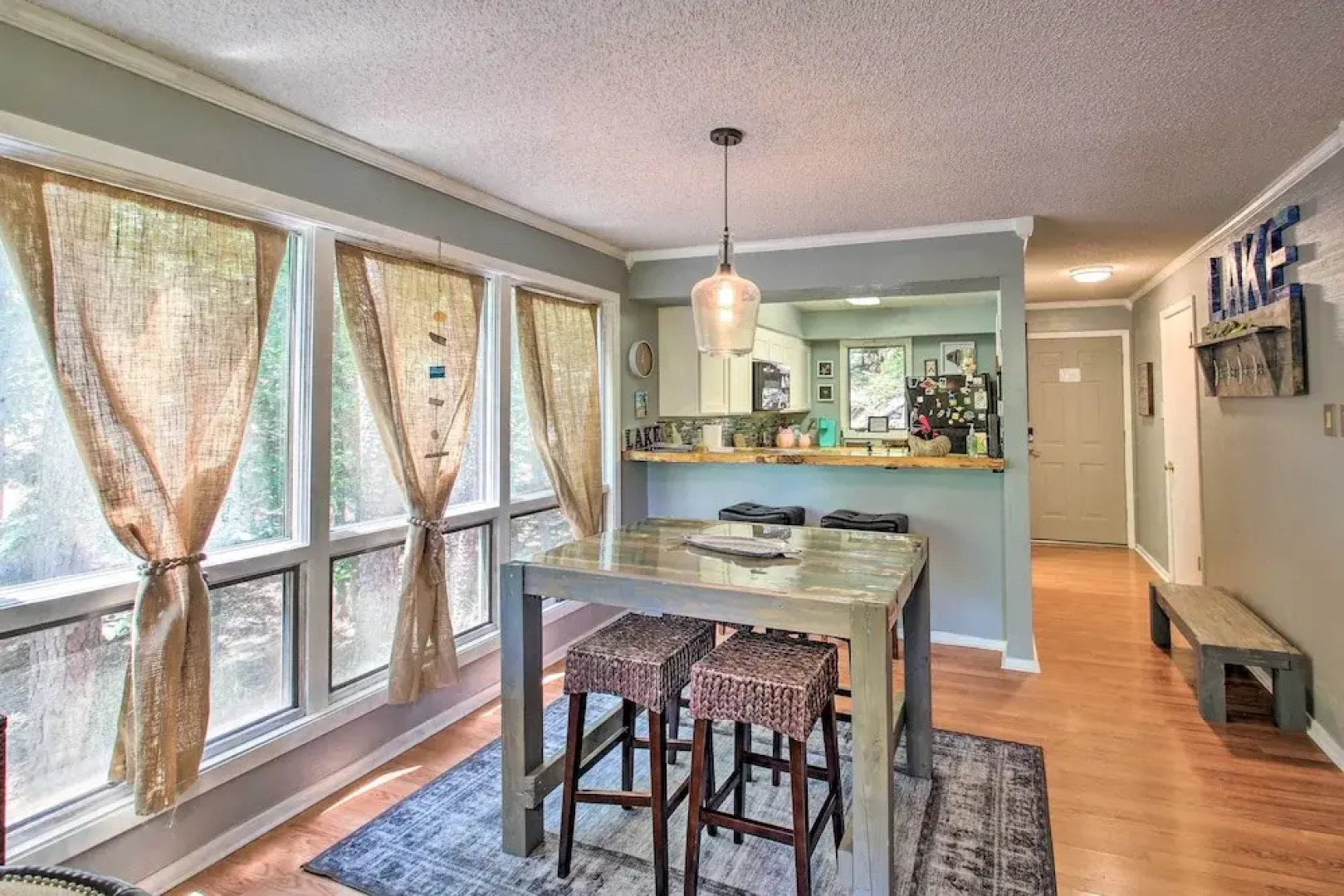 Mount Ida Condo w/ Balcony + Resort Amenities