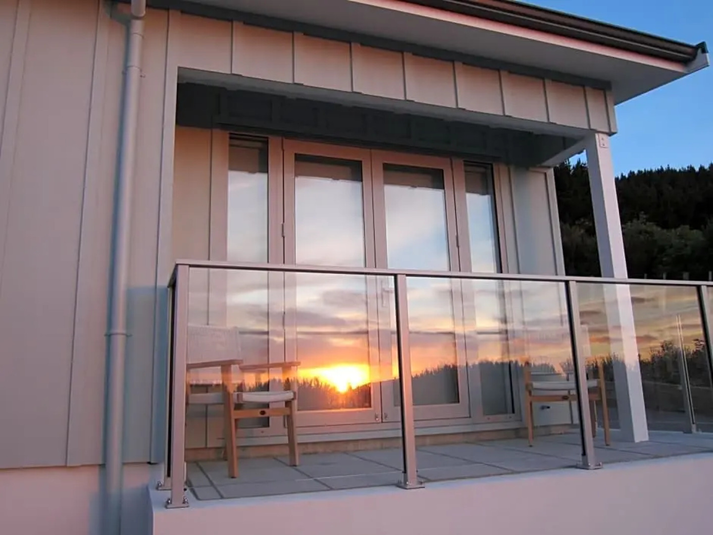 Aston Road Villa Bed And Breakfast