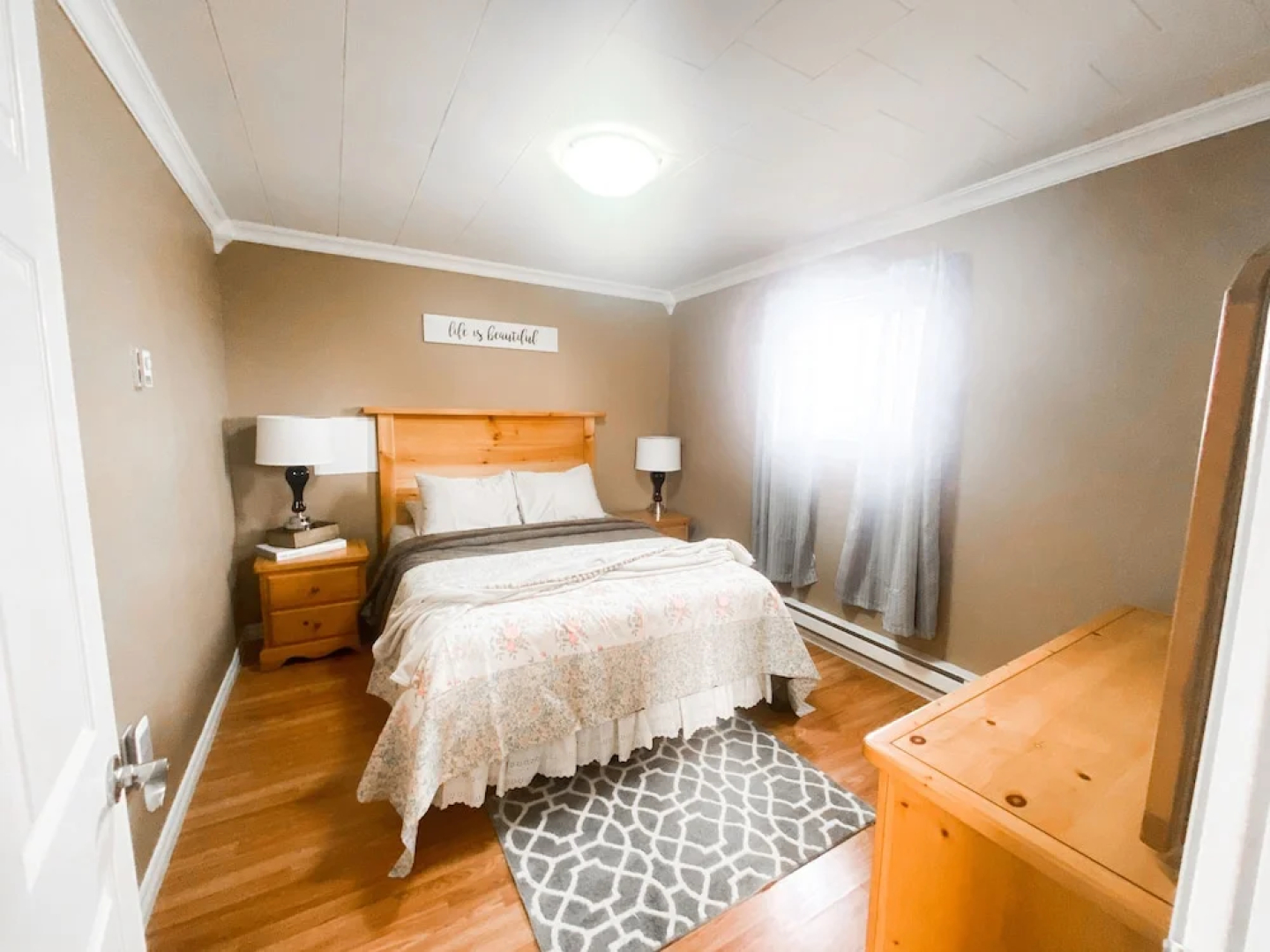 Sea Breeze Bed & Breakfast