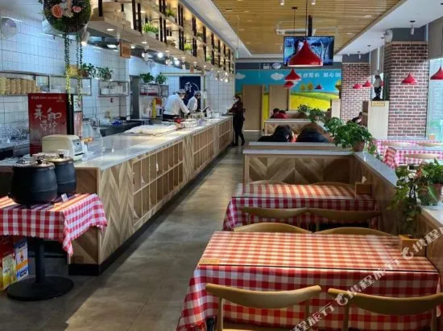 Zhishang Hotel (Handan North China Street)