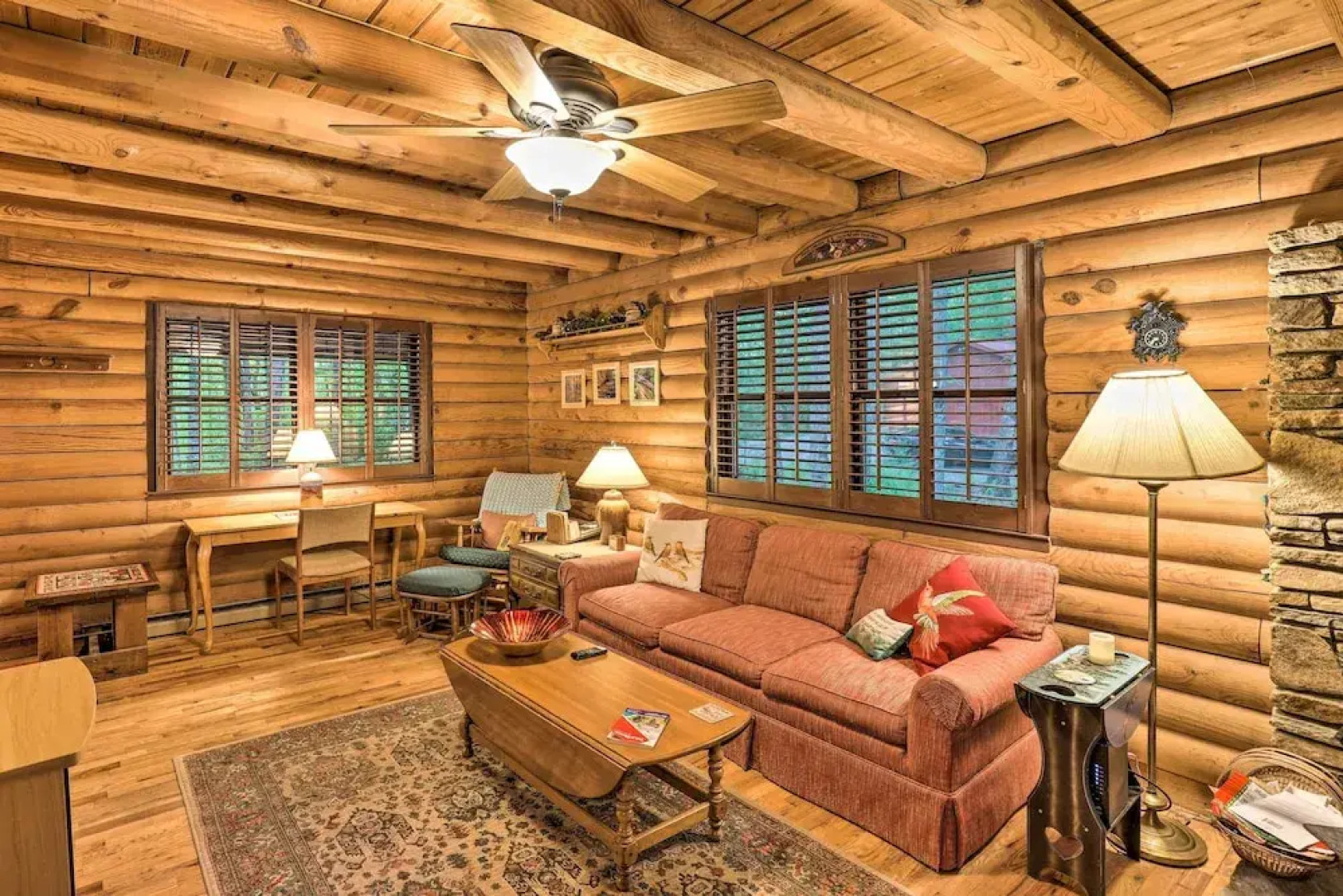 Serene Brevard Cabin ~ 7 Miles to State Forest!