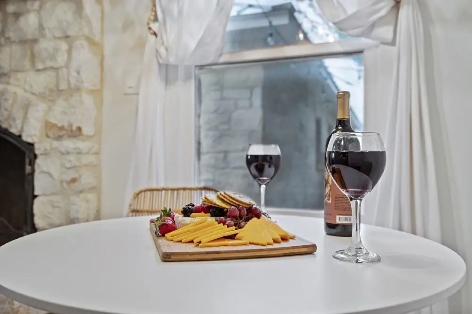 Gorgeous Tiny Home Just 5 min From Signor Vineyards!