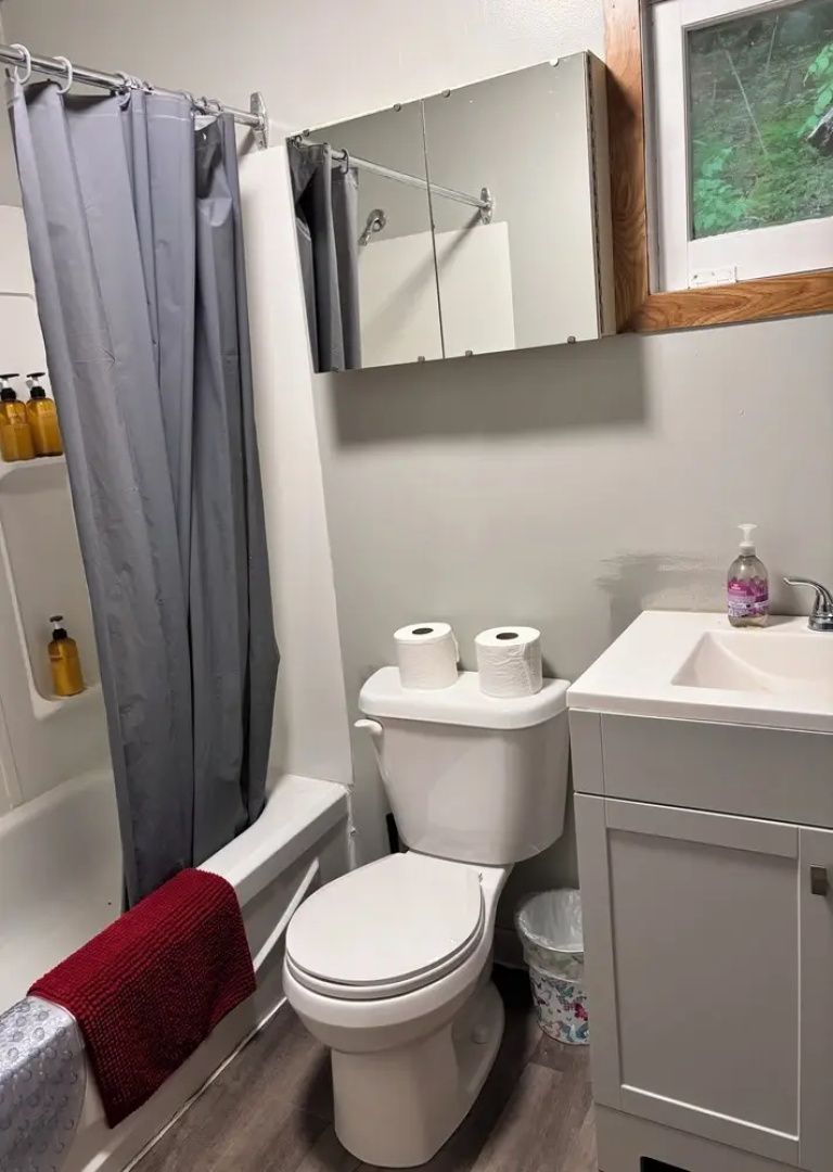 Lakefront Hideaway Resort