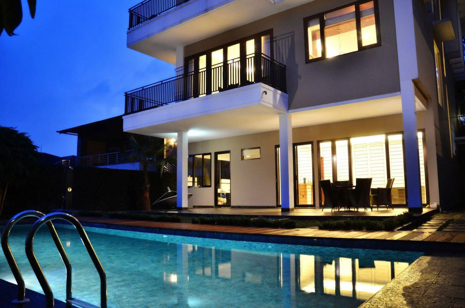 Morning Glory Mountain View 4BR Villa with Pool