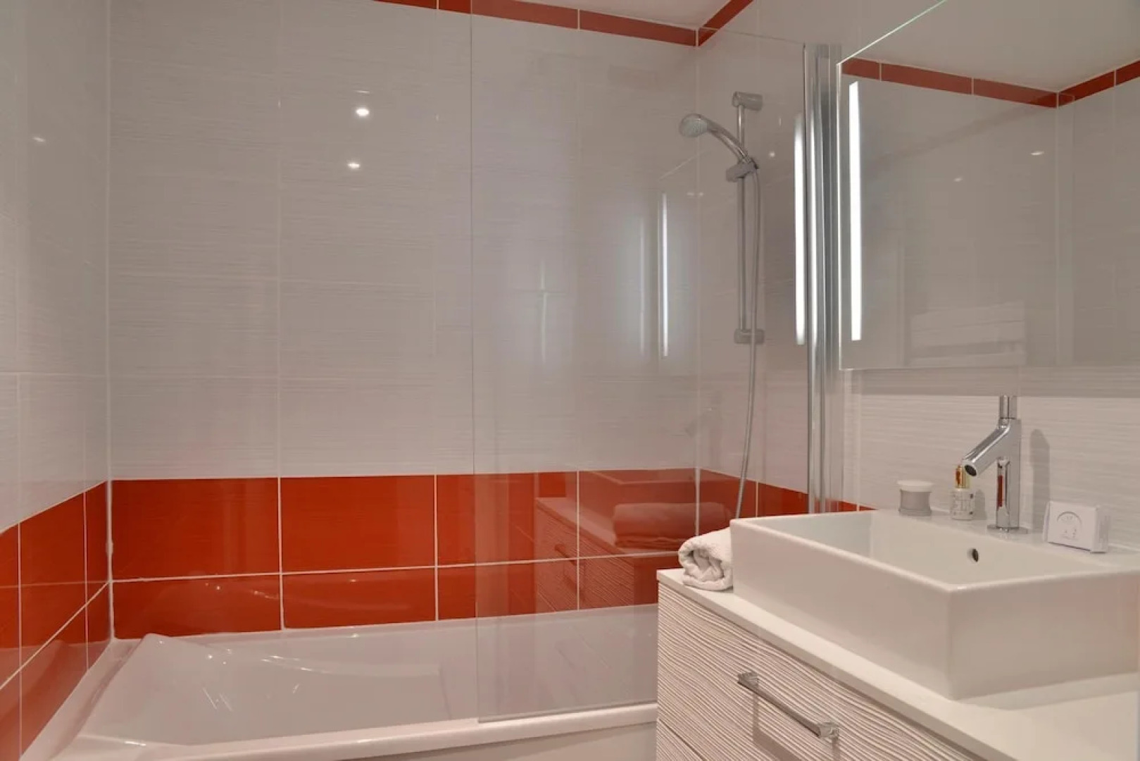 Residence Saintjacques Five-roomed Apartment for 11 People of 109 m2 S202