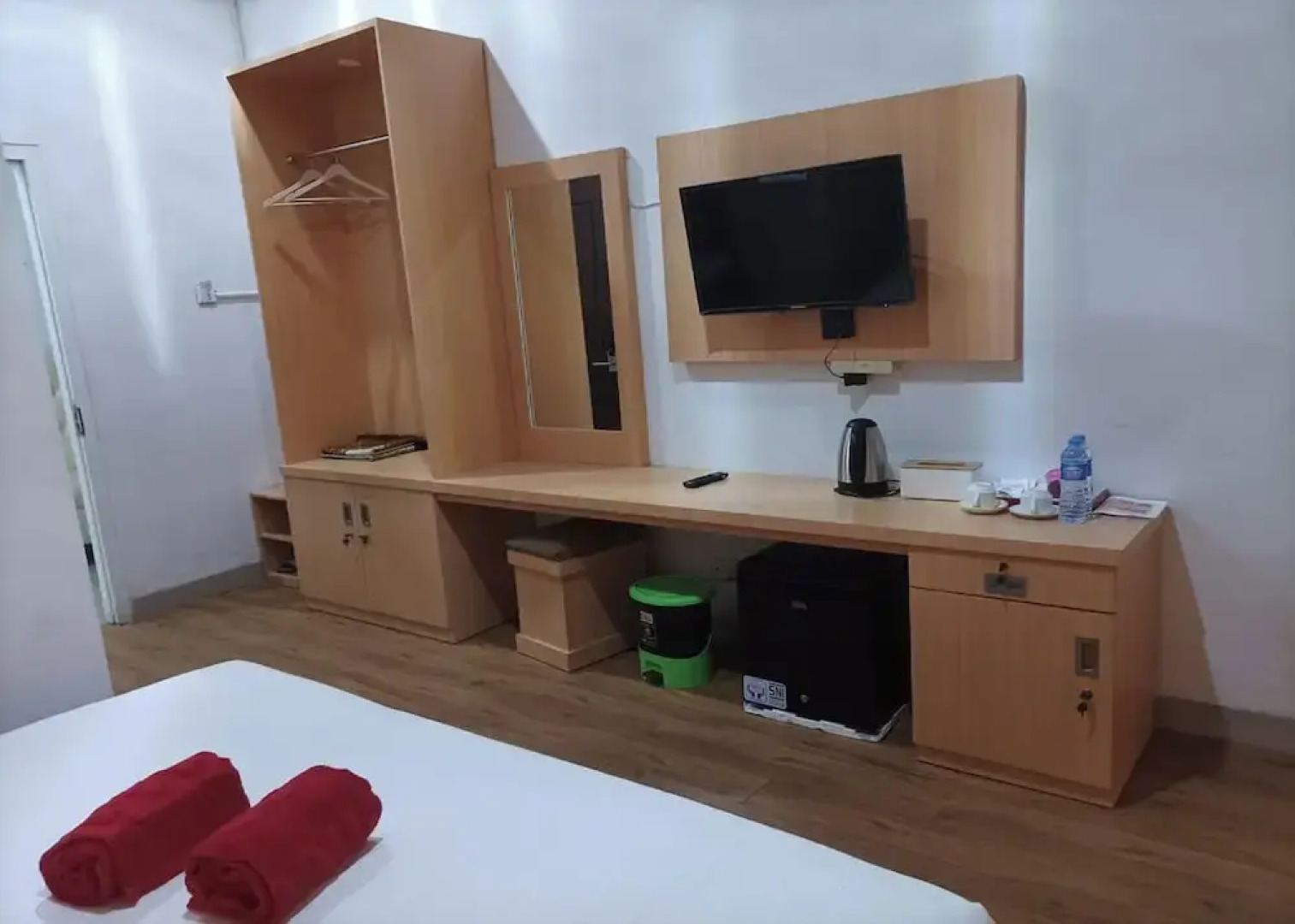 Robbani Edotel Liwa Syariah