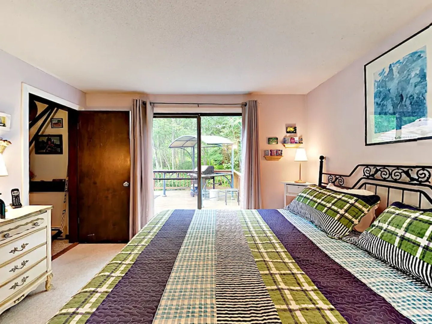 East Boothbay House with Bay Views by RedAwning