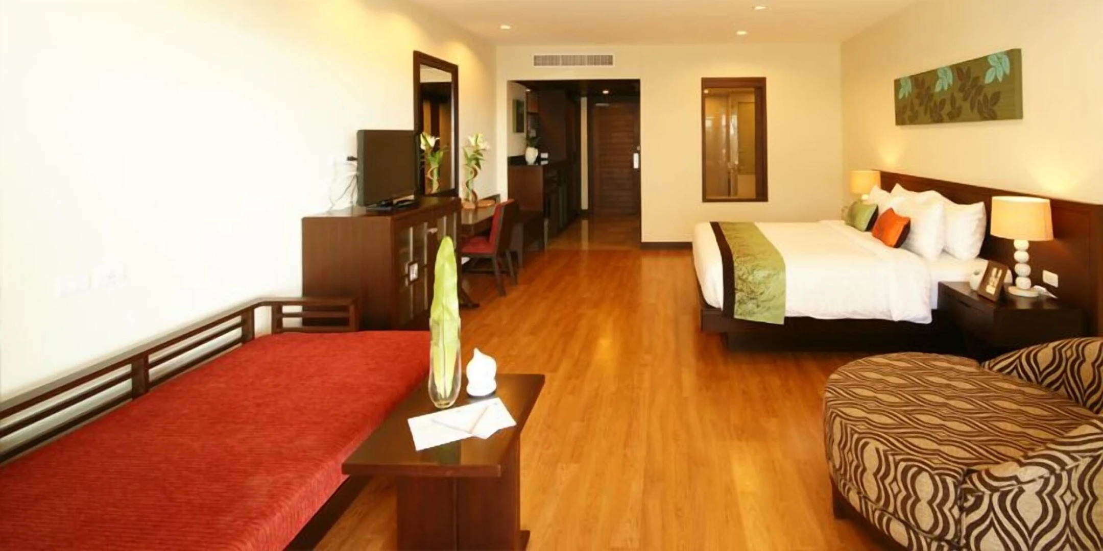 The Heritage Pattaya Beachfront Resort