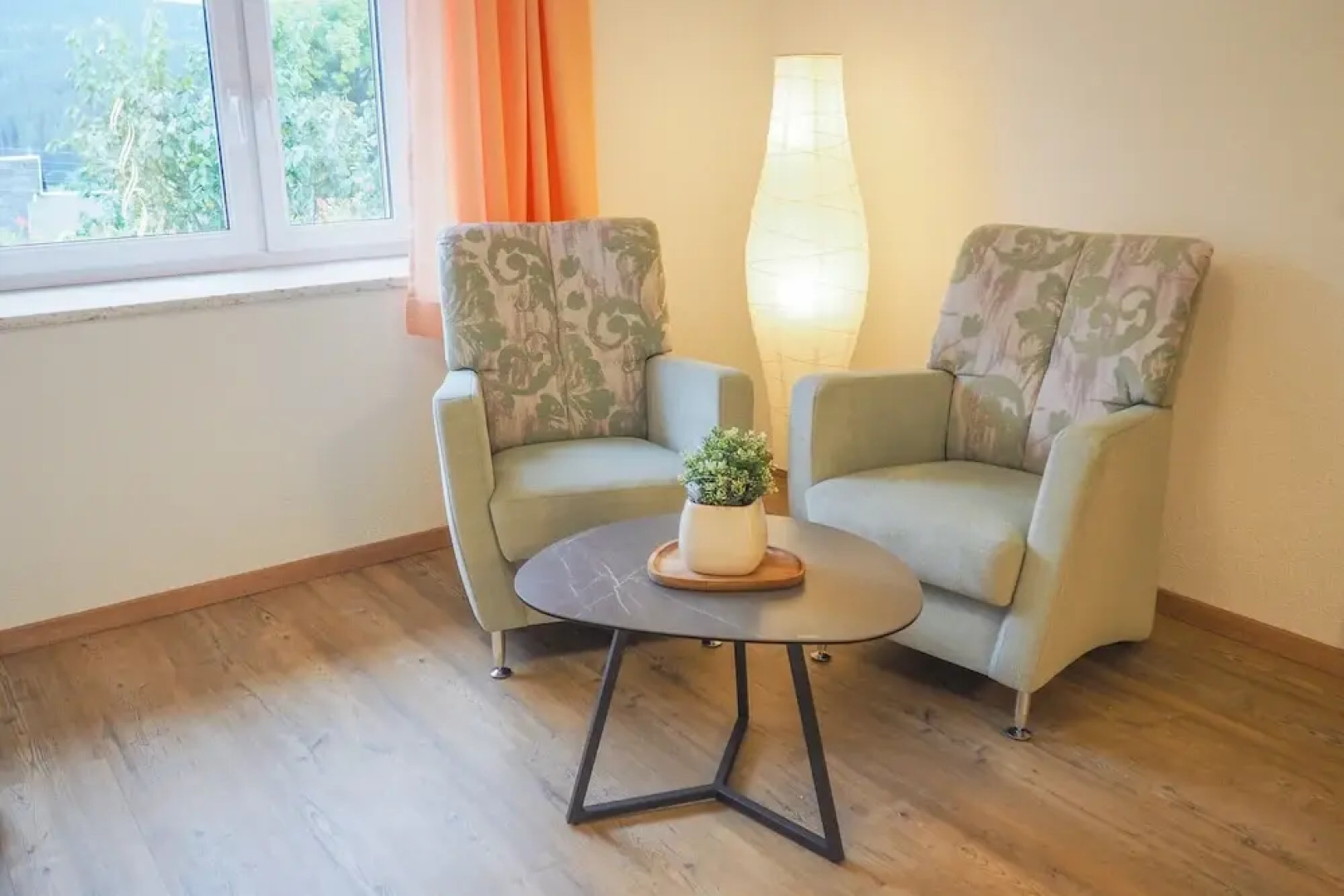 Peaceful Couples' Getaway