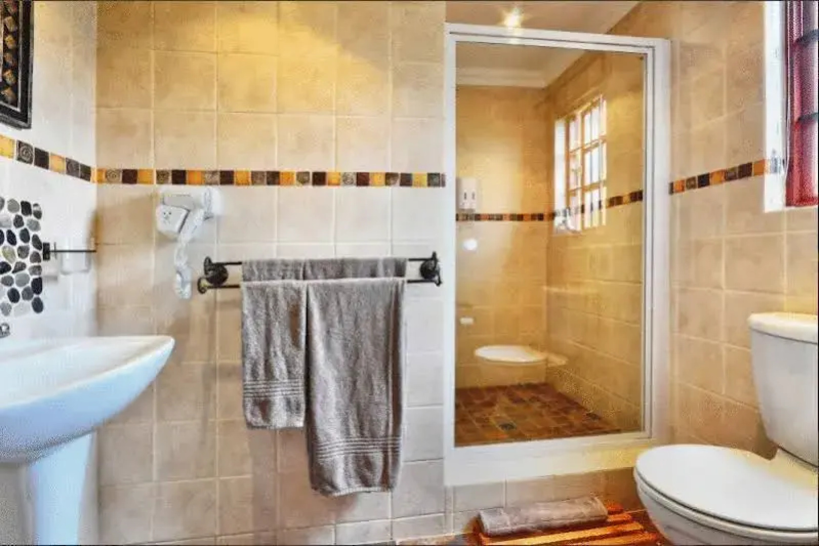 Amakoekoe Guest Lodge