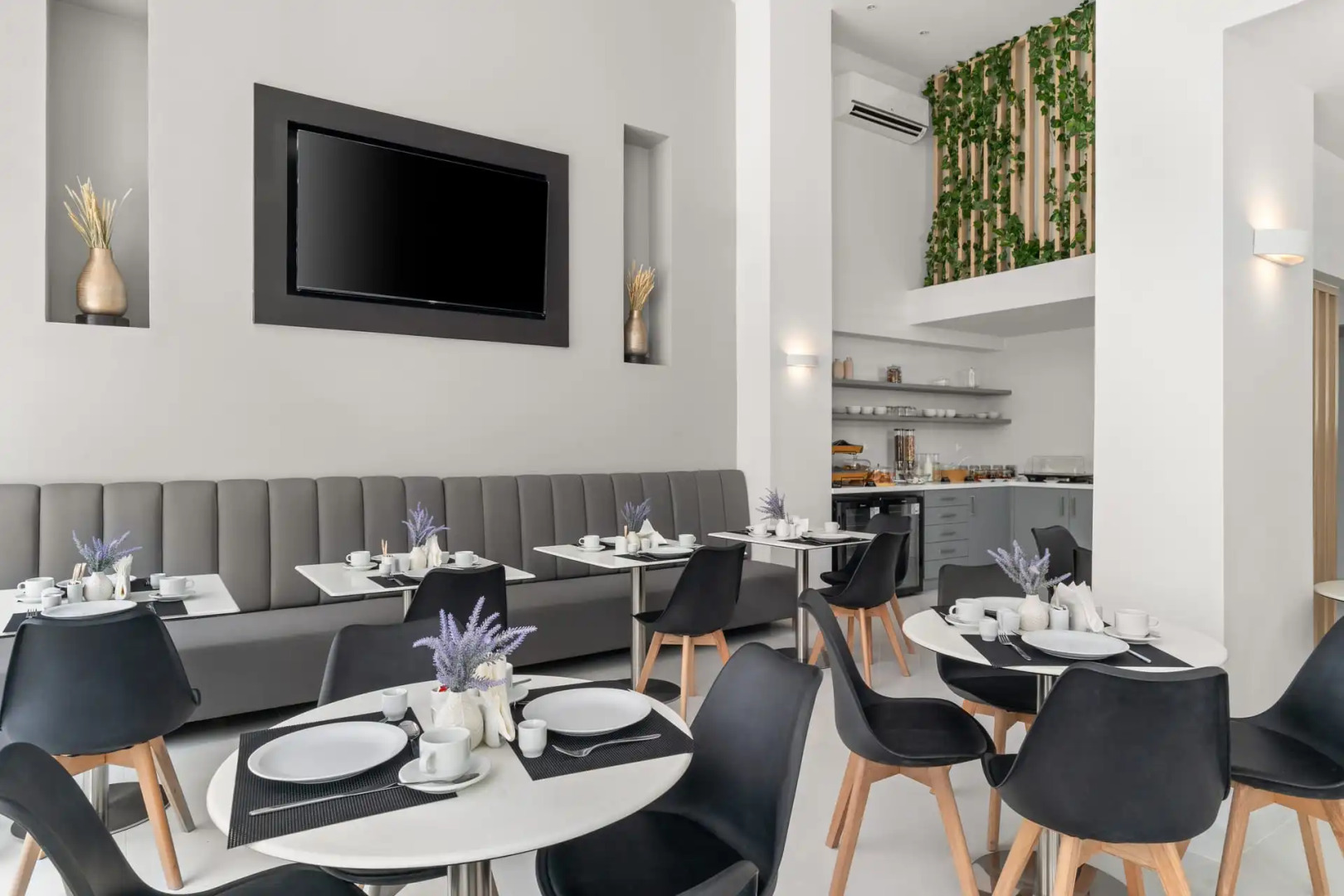 Gallery Central Piraeus Port