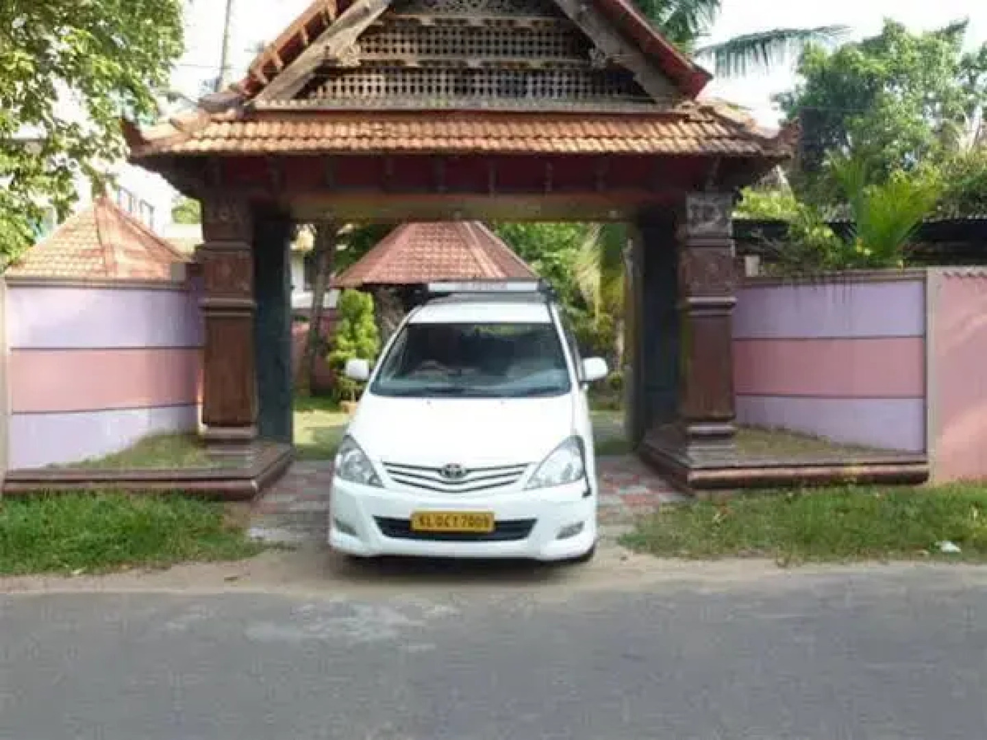 South Canal Holidays Guest House